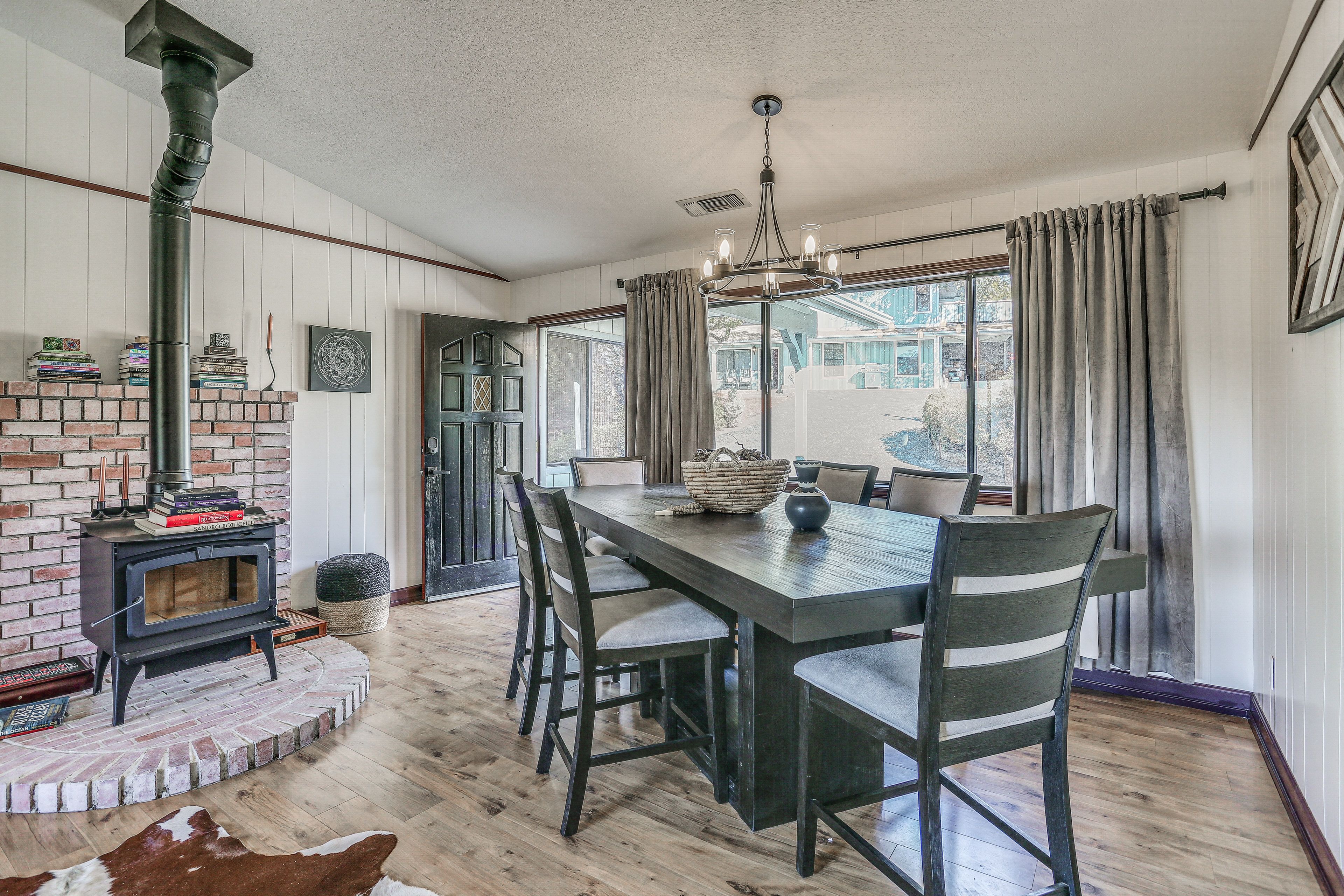 Dining Area | Dishware + Flatware