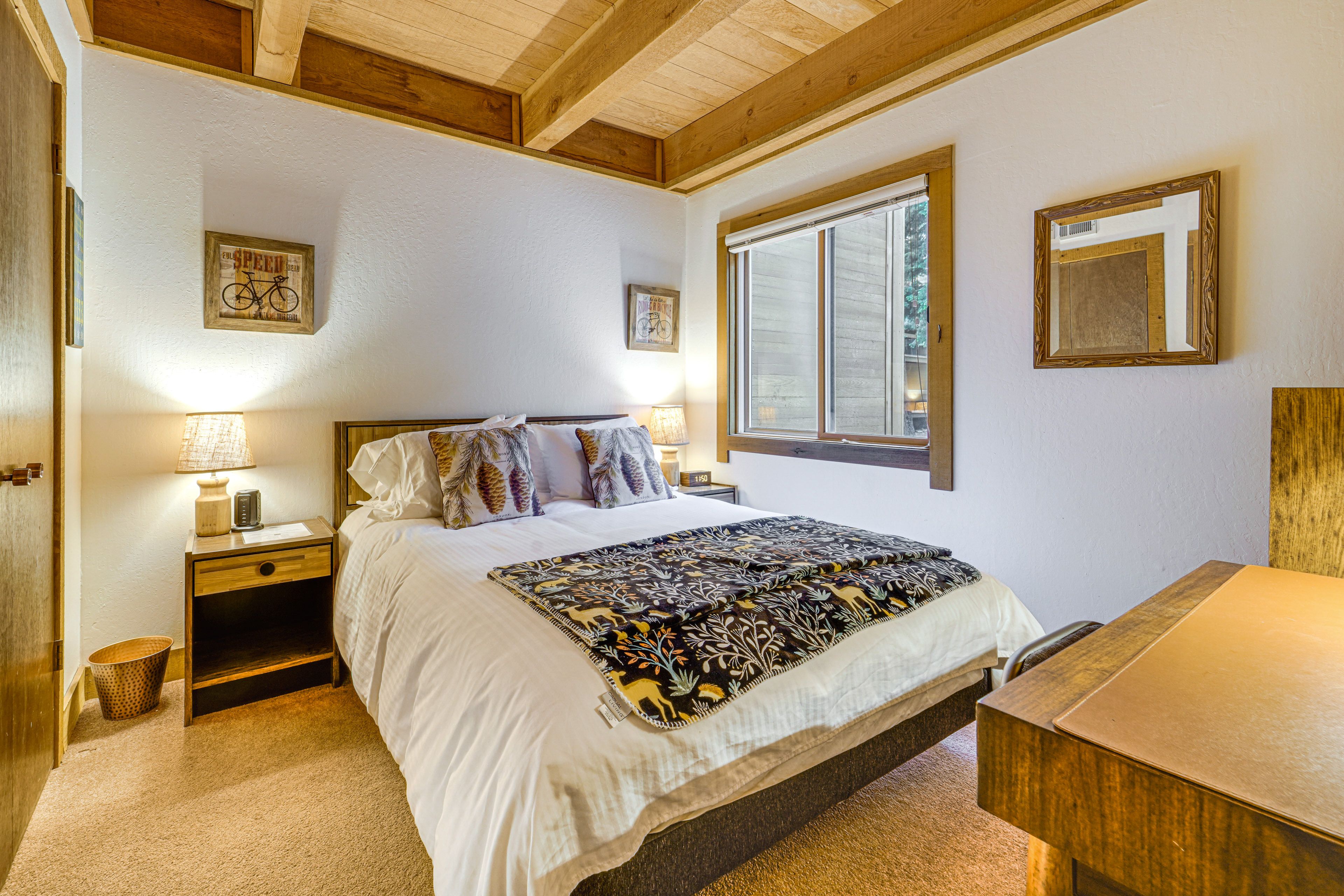 Bedroom 2 | Queen Bed | Lower Level