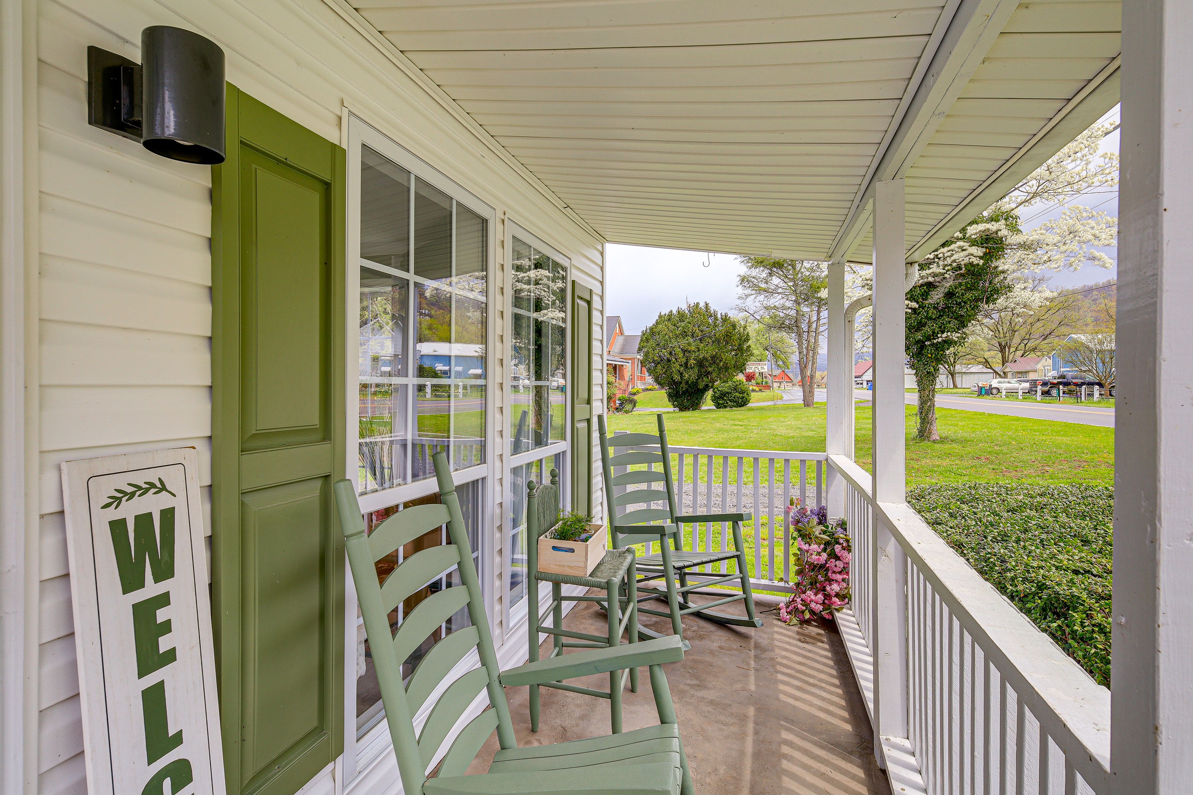 Porch | Entryway