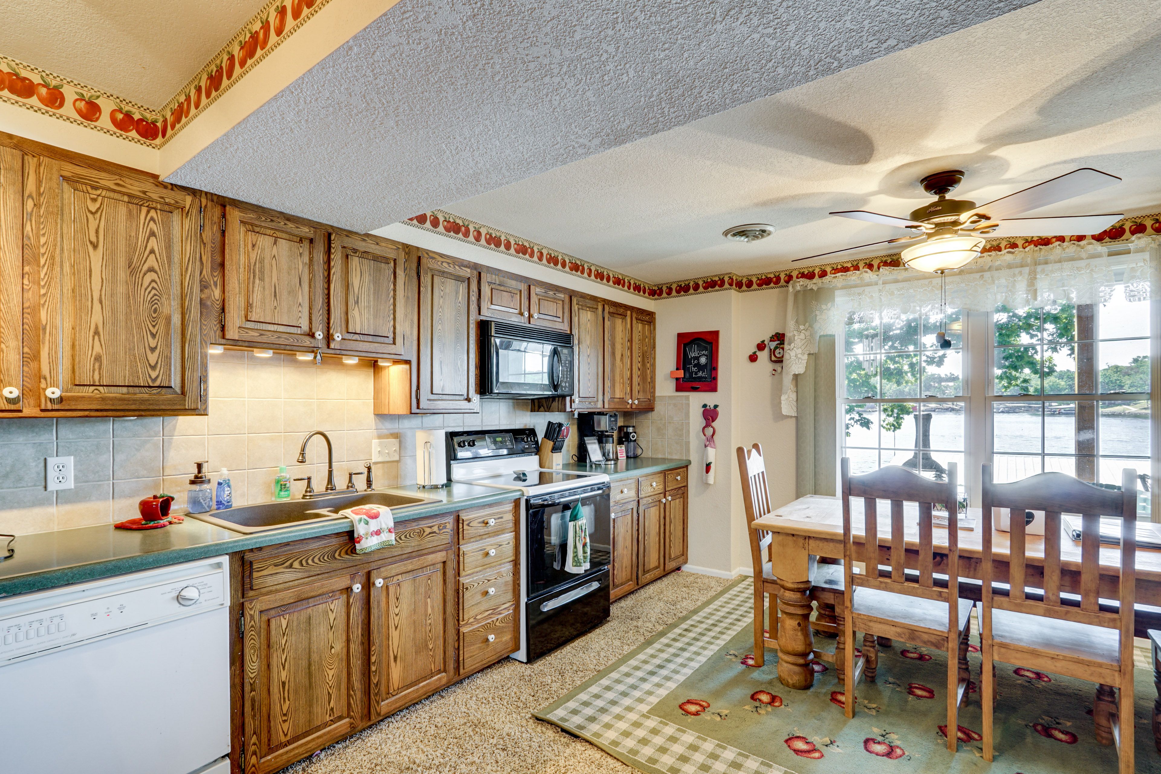 Kitchen | Cooking Basics | Lower Floor