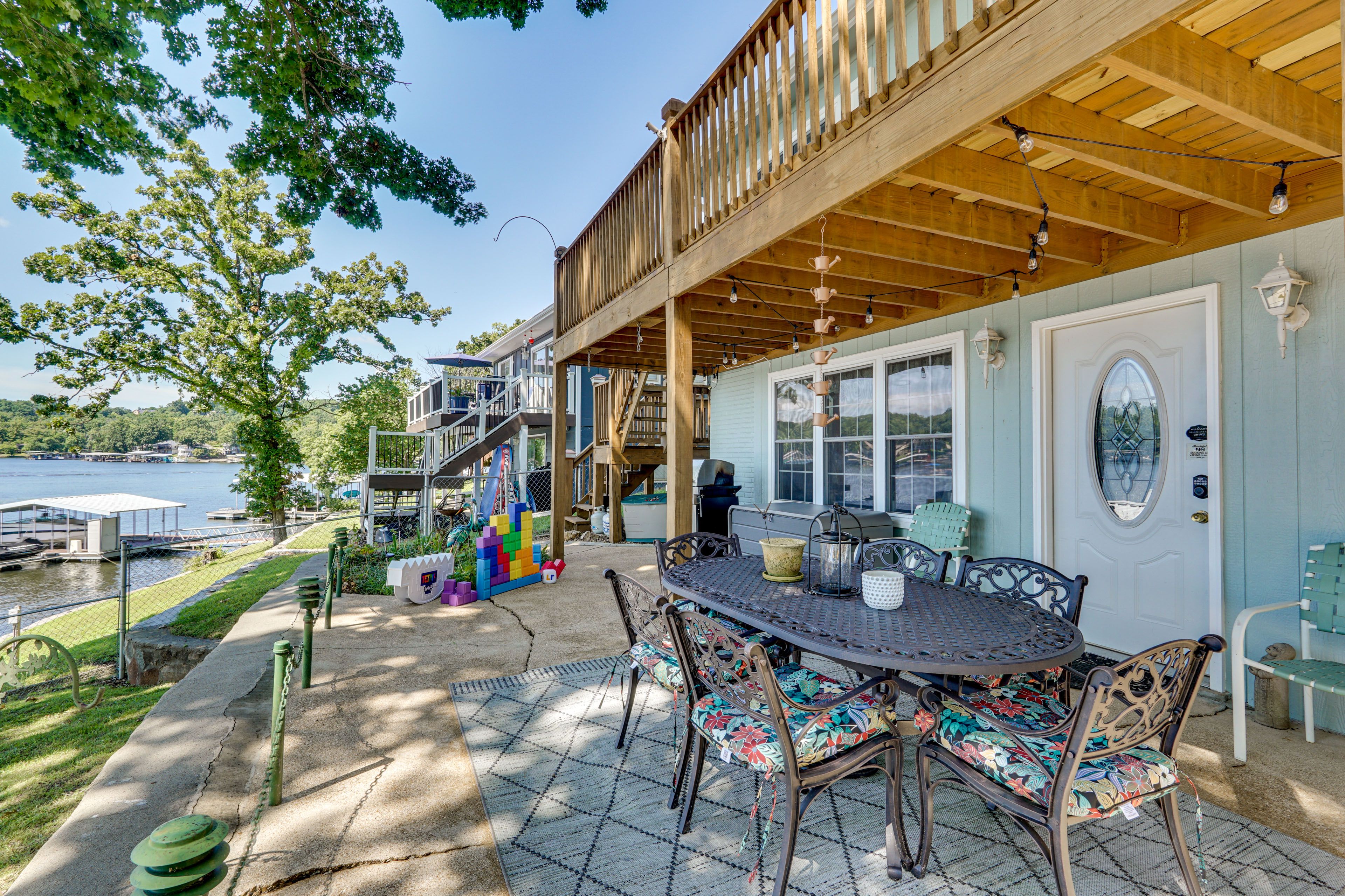 Gravois Mills Vacation Rental | 3BR | 3BA | 2 Steps to Enter | 1,600 Sq Ft