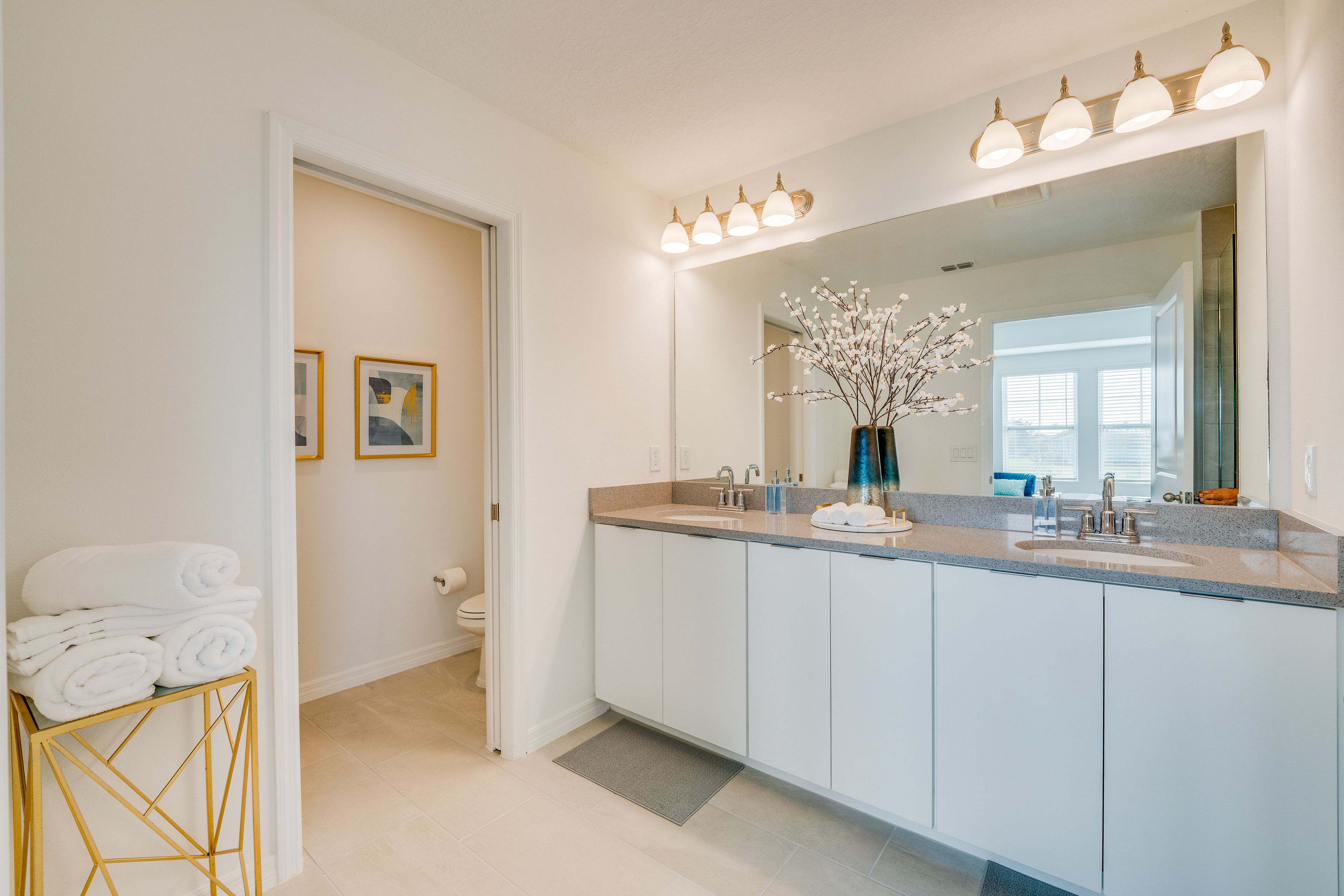 En-Suite Bathroom