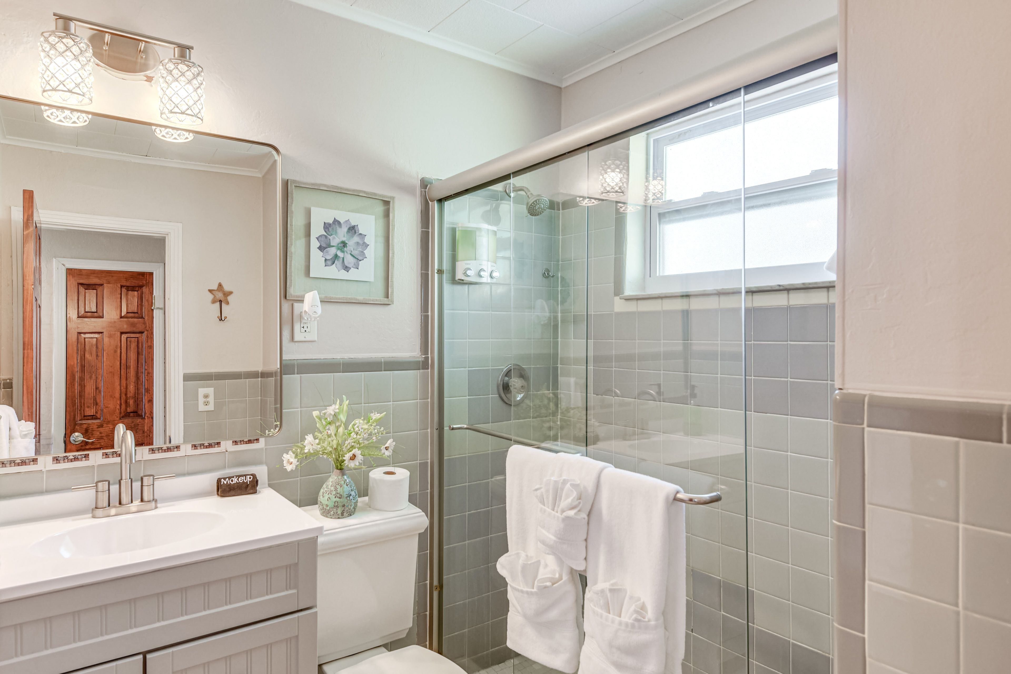 En-Suite Bathroom