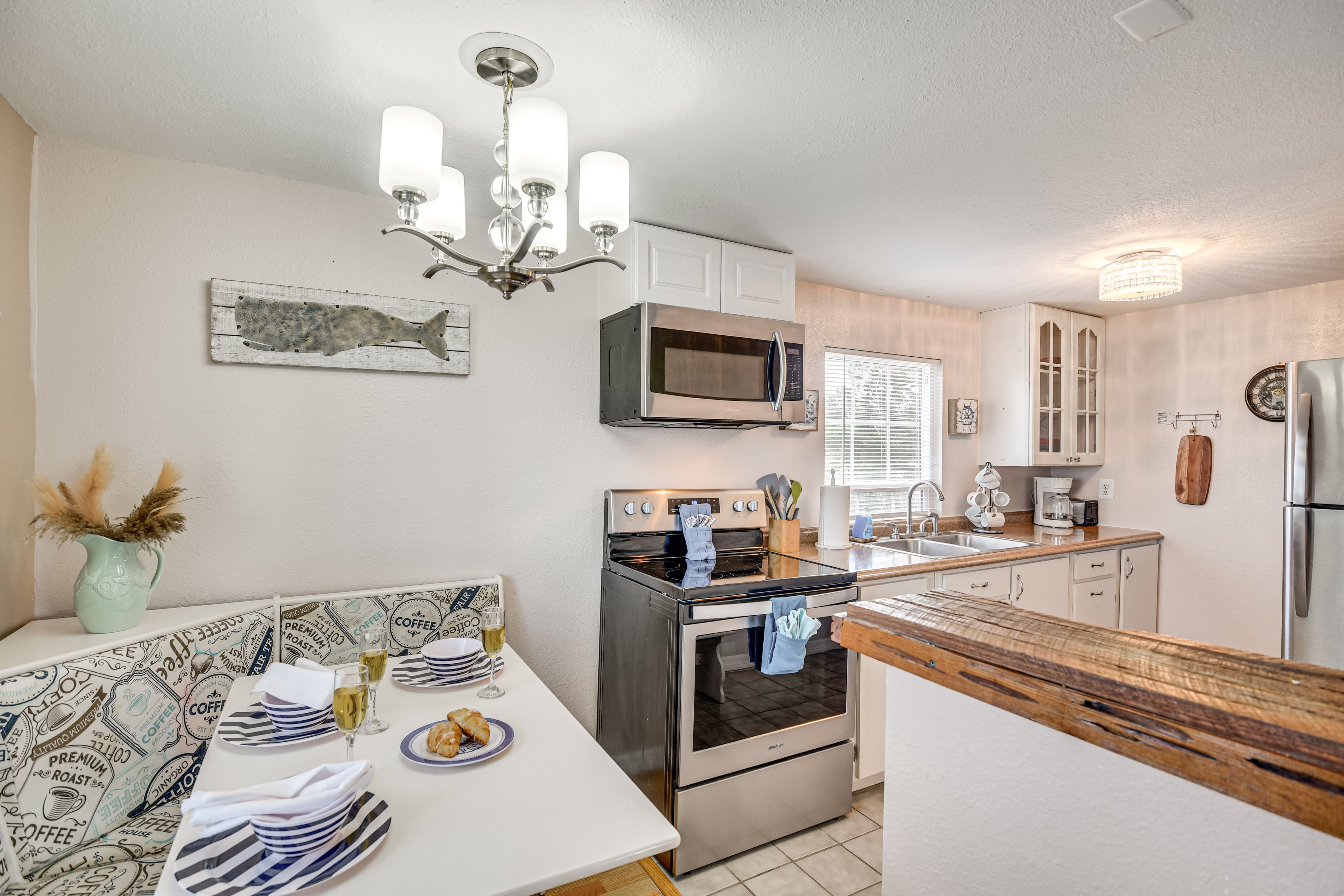 Guest House | Kitchen
