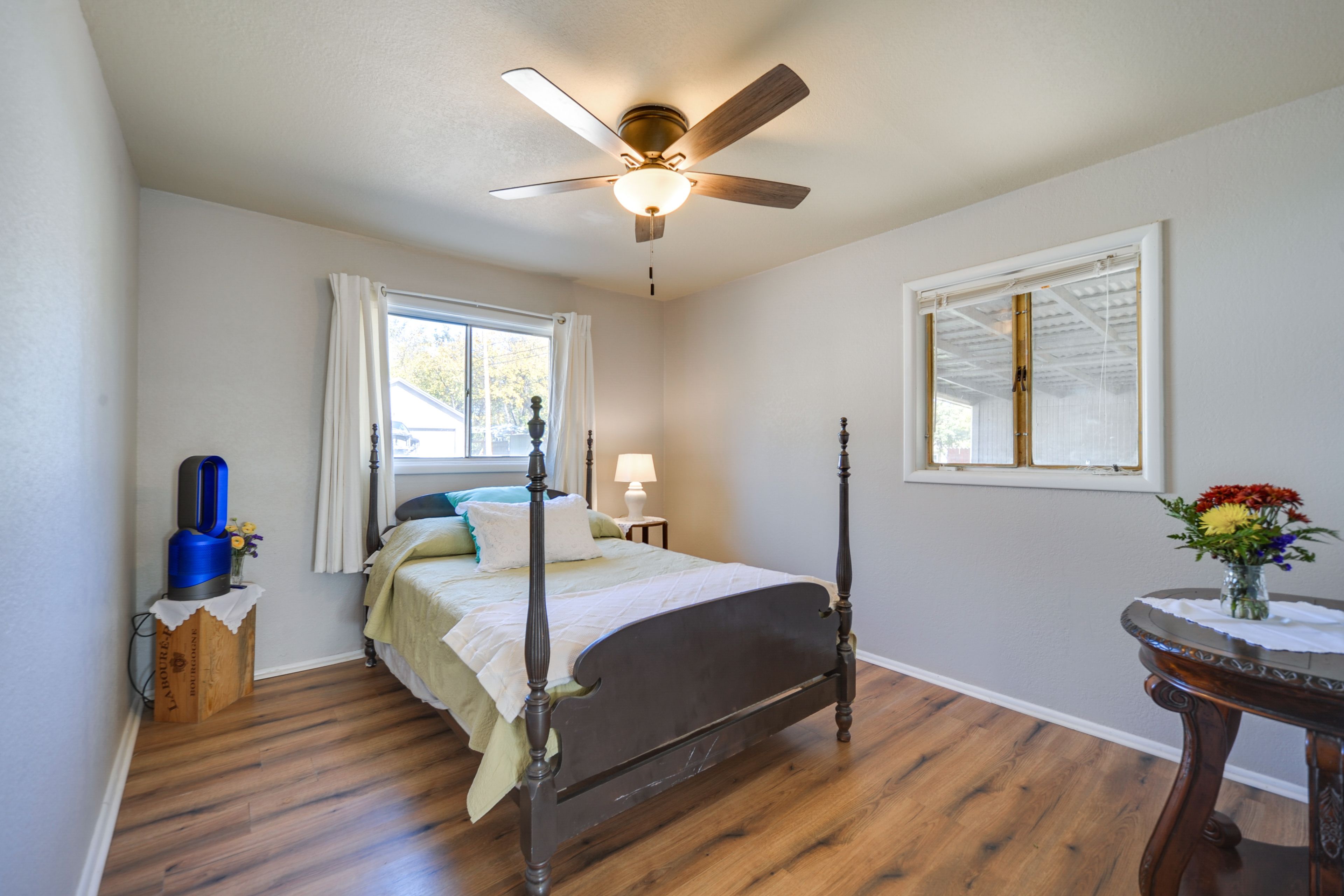 Bedroom 1 | Full Bed