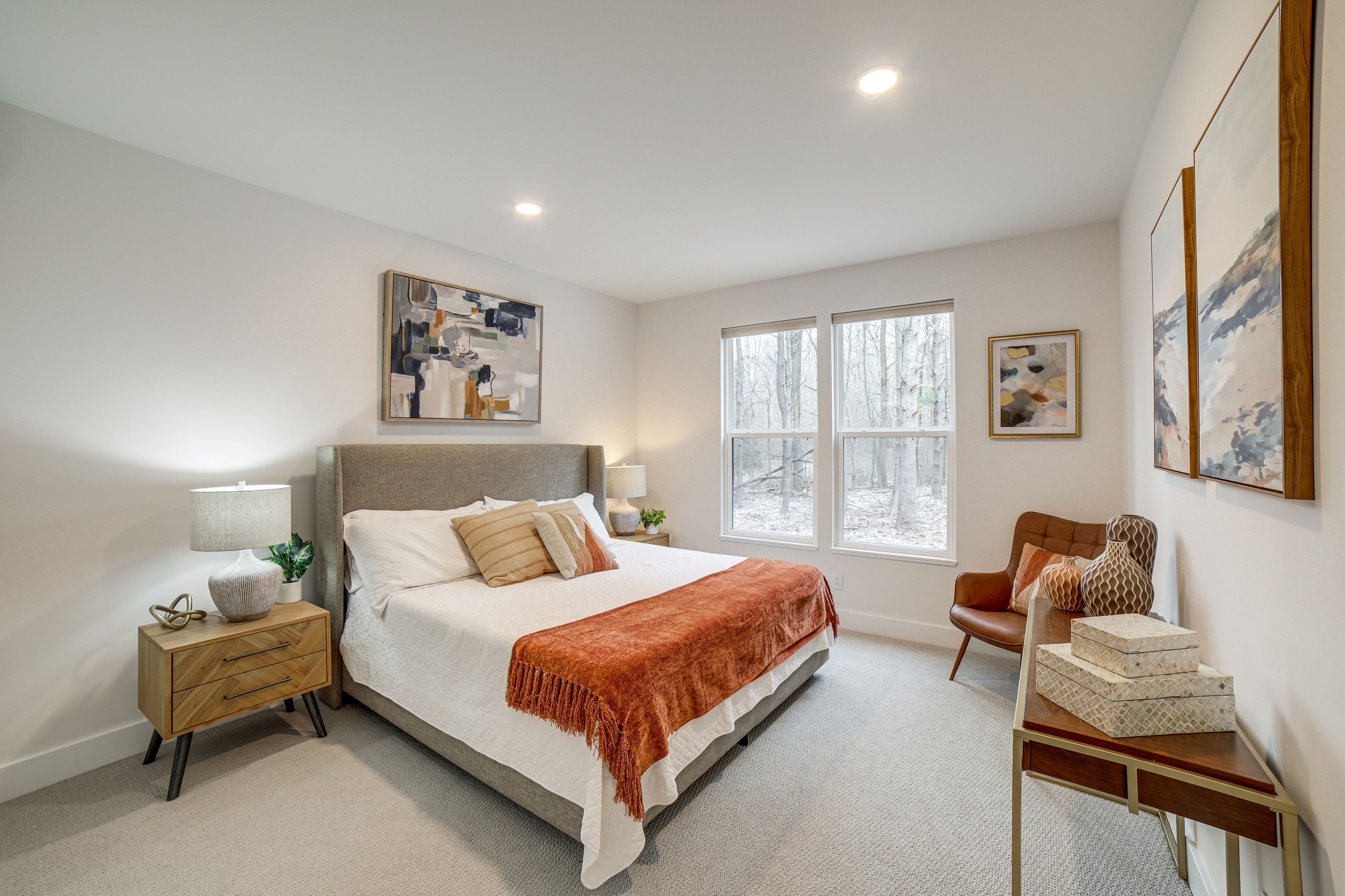 Bedroom 1 | King Bed | Linens Provided