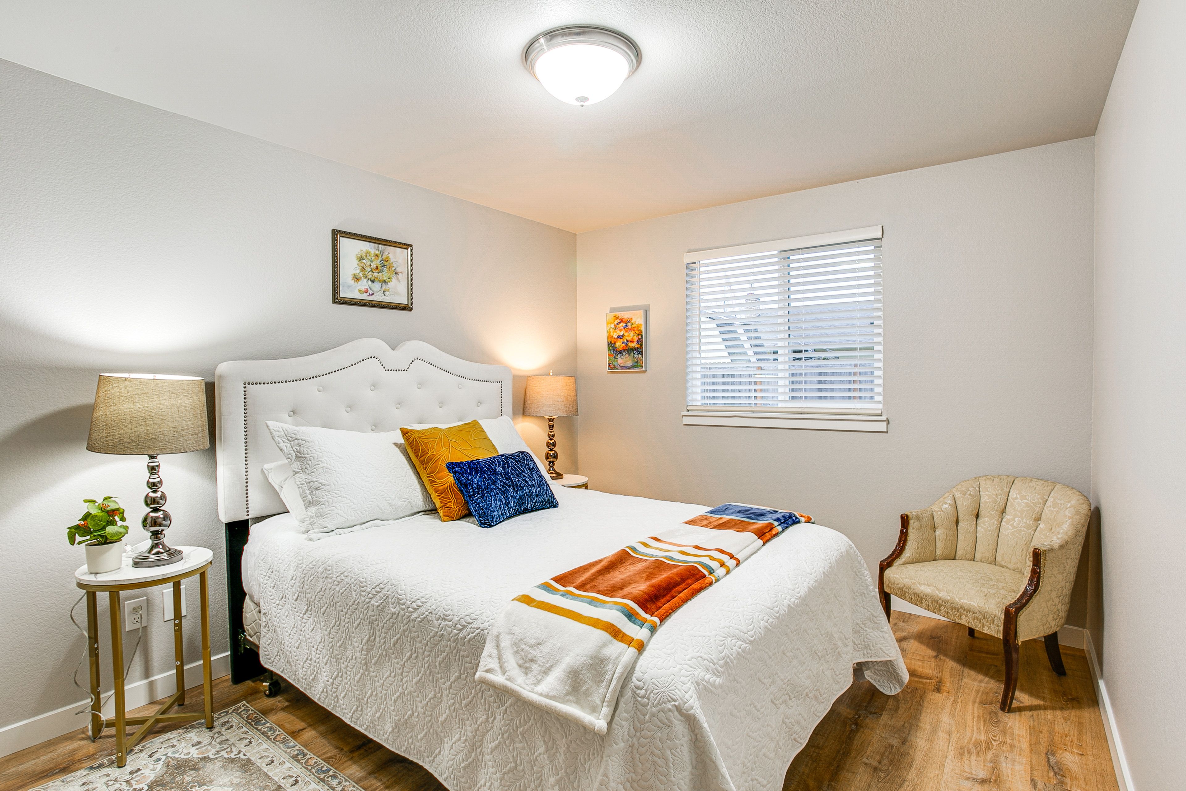 Bedroom 2 | Queen Bed