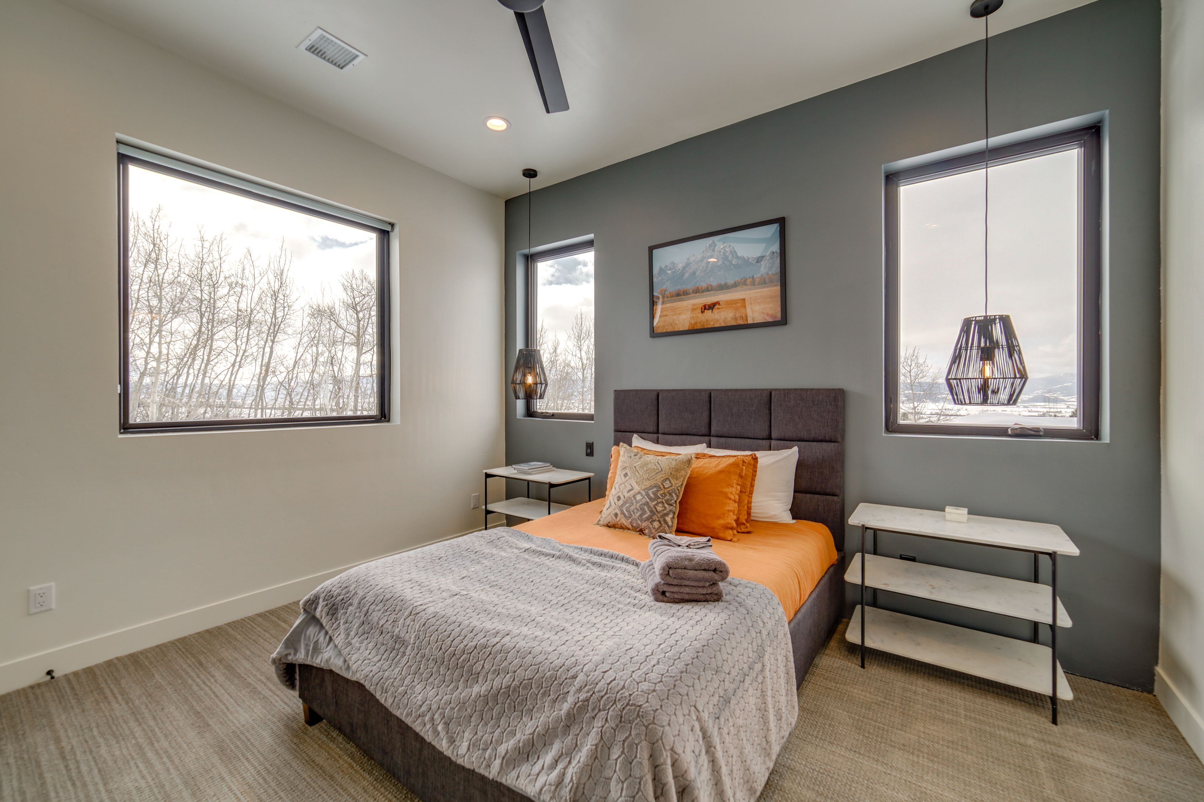 Bedroom 3 | Queen Bed | 1st Floor | En-Suite Bathroom