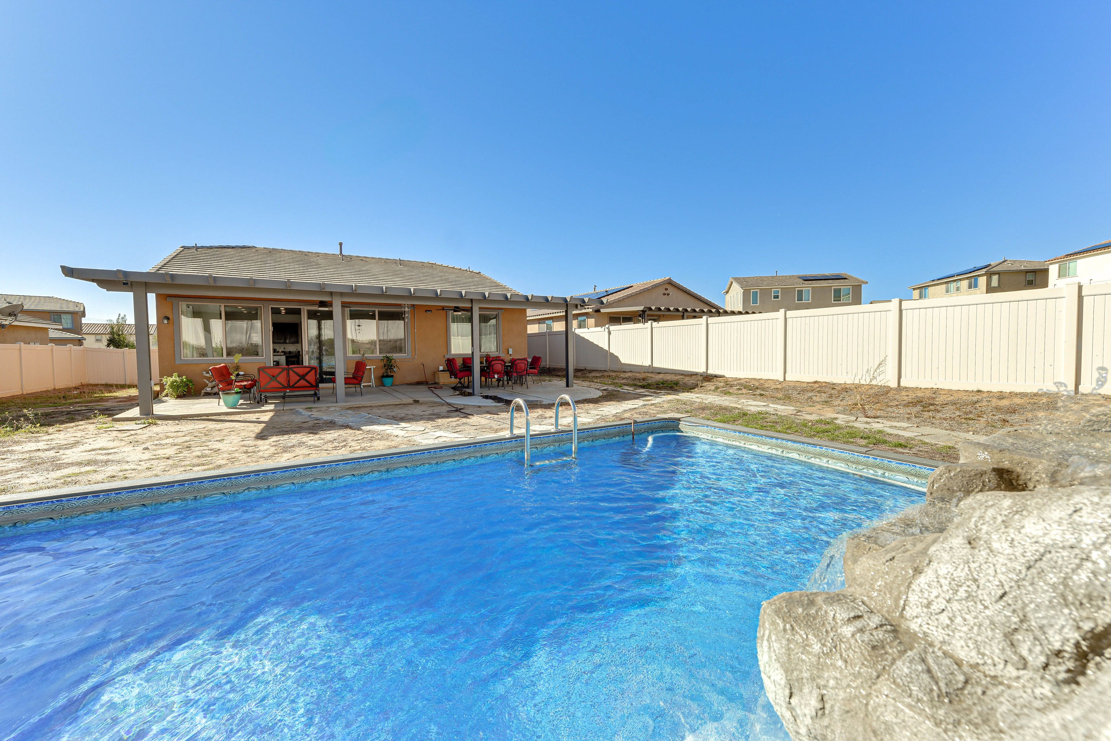 Beaumont Vacation Rental | 3BR | 2BA | 1 Step to Enter | 1,950 Sq Ft