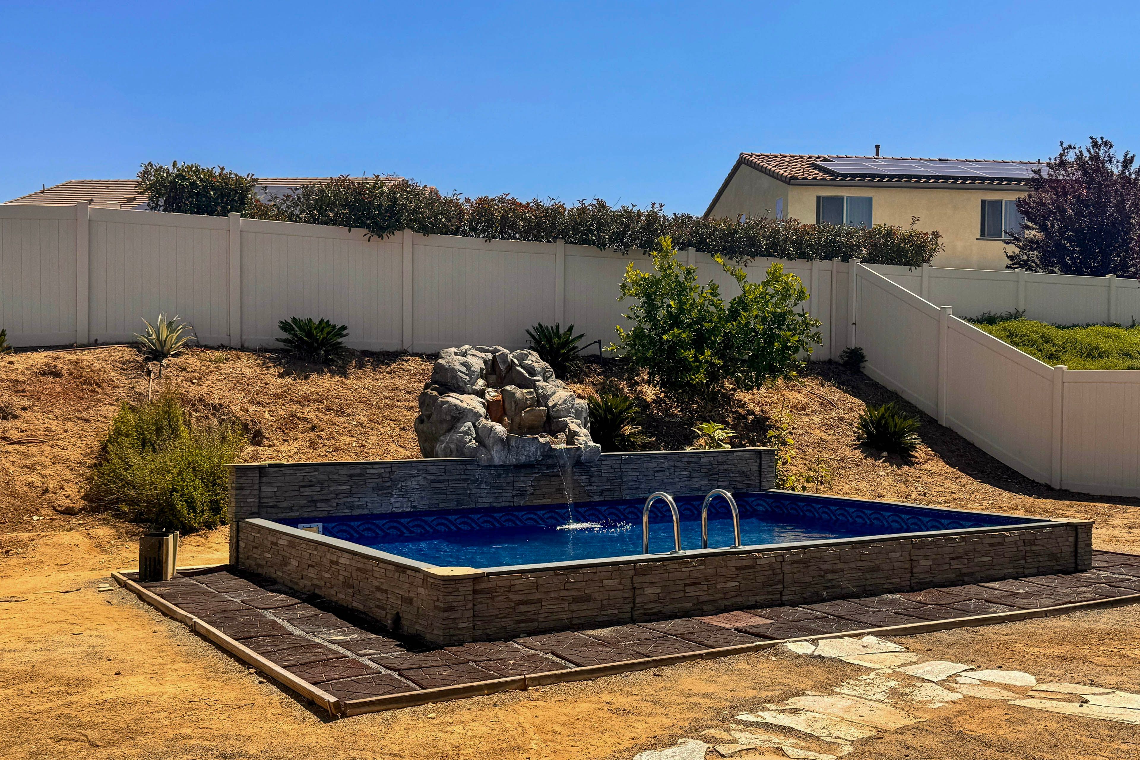 Beaumont Vacation Rental | 3BR | 2BA | 1 Step to Enter | 1,950 Sq Ft