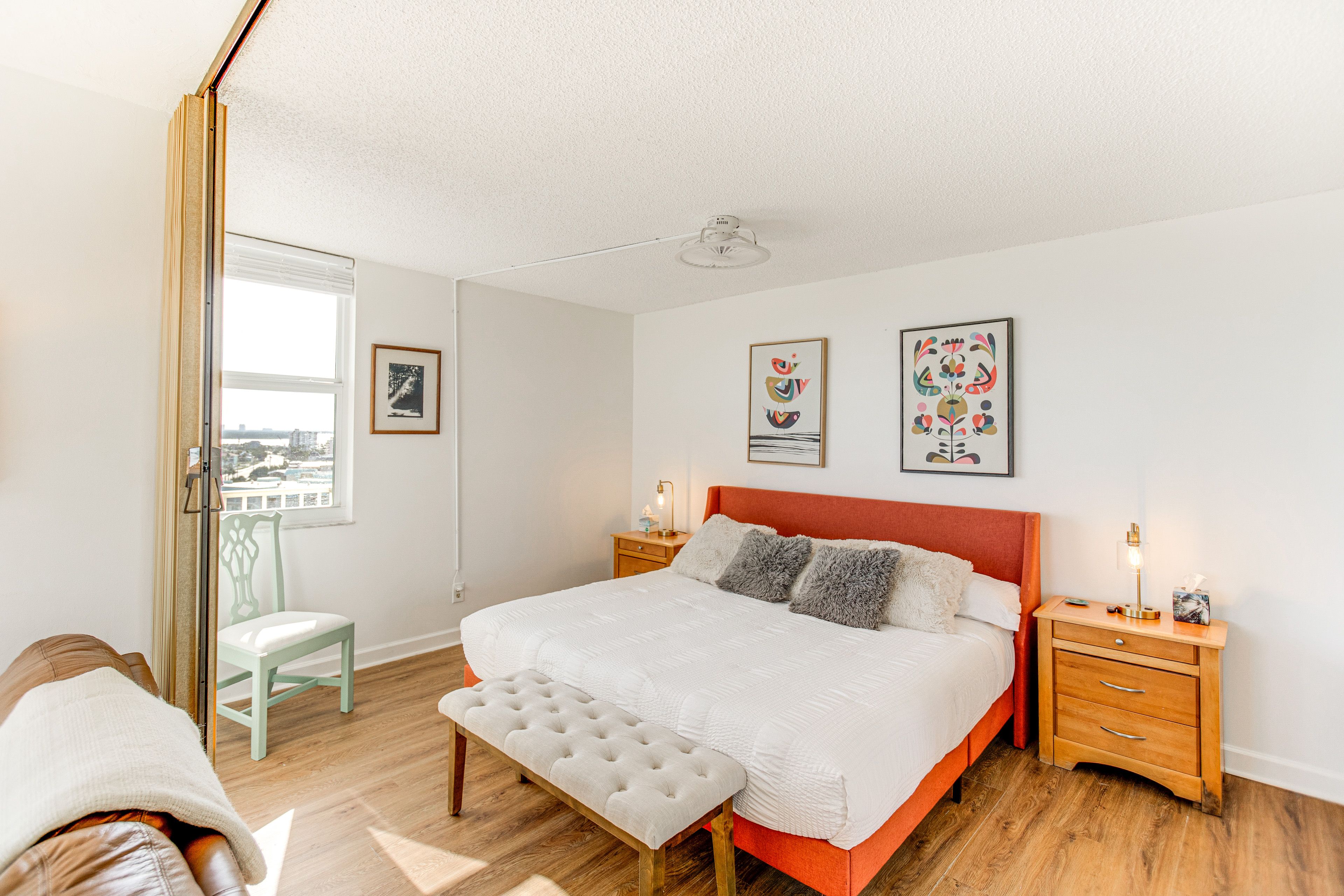 Studio | King Bed