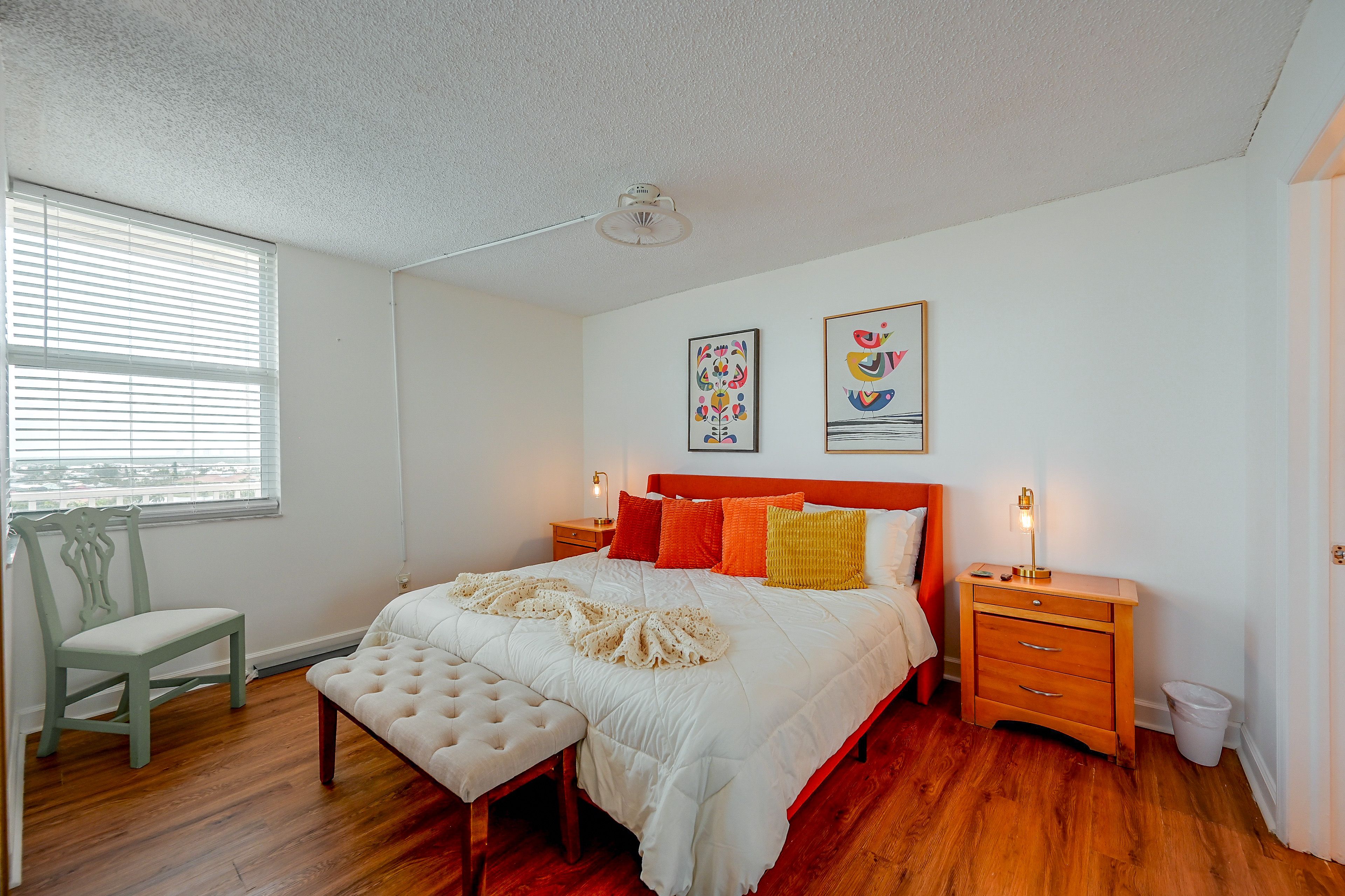 Studio | King Bed