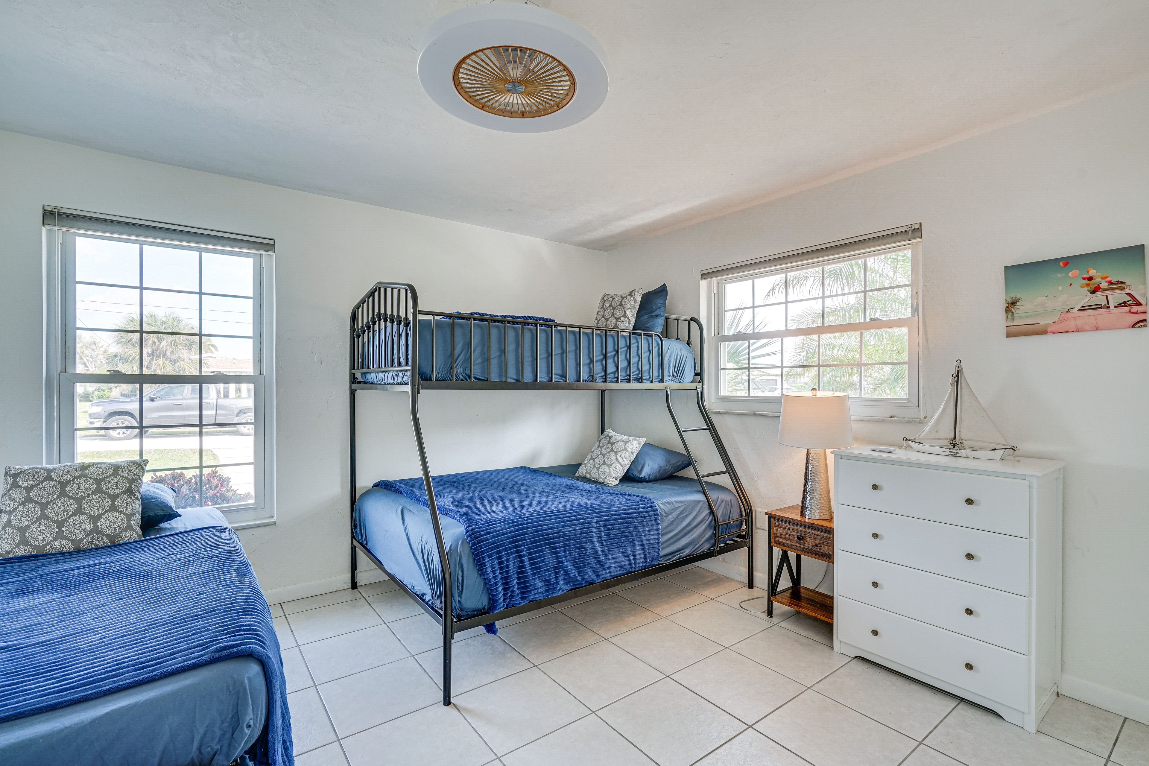 Bedroom 3 | Twin/Full Bunk Bed | Twin Bed w/ Twin Trundle