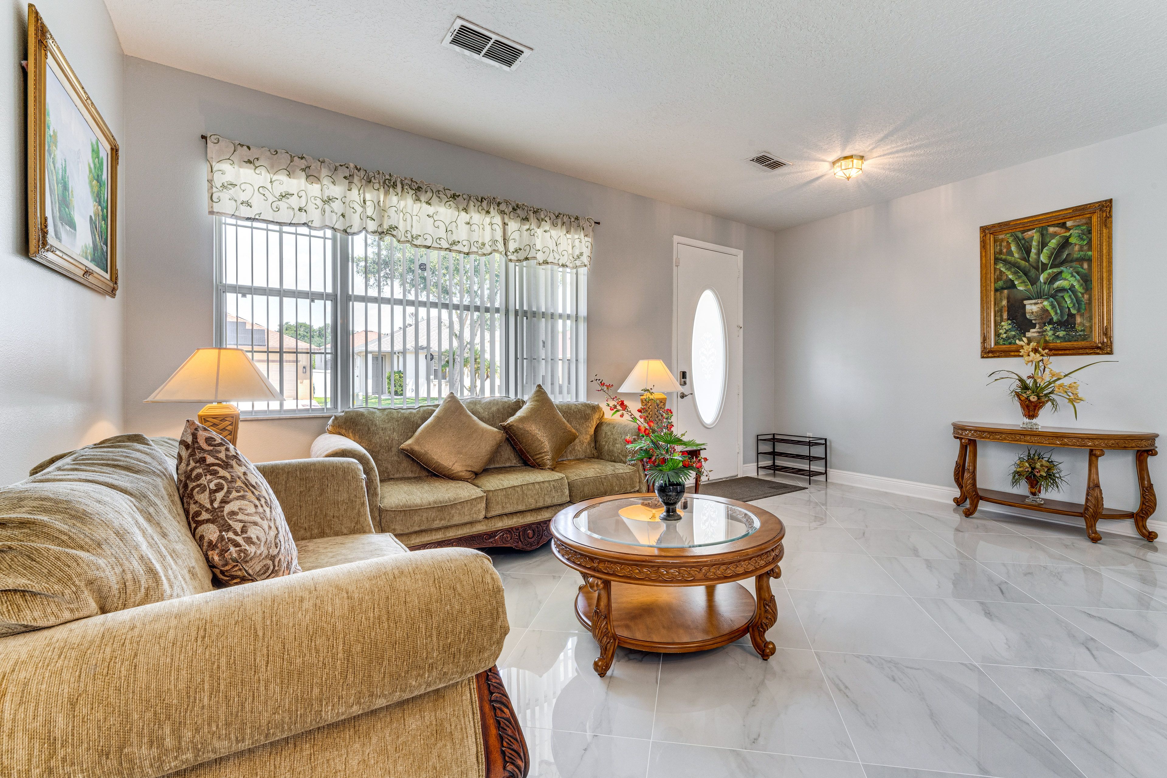 Front Room | 1st Floor
