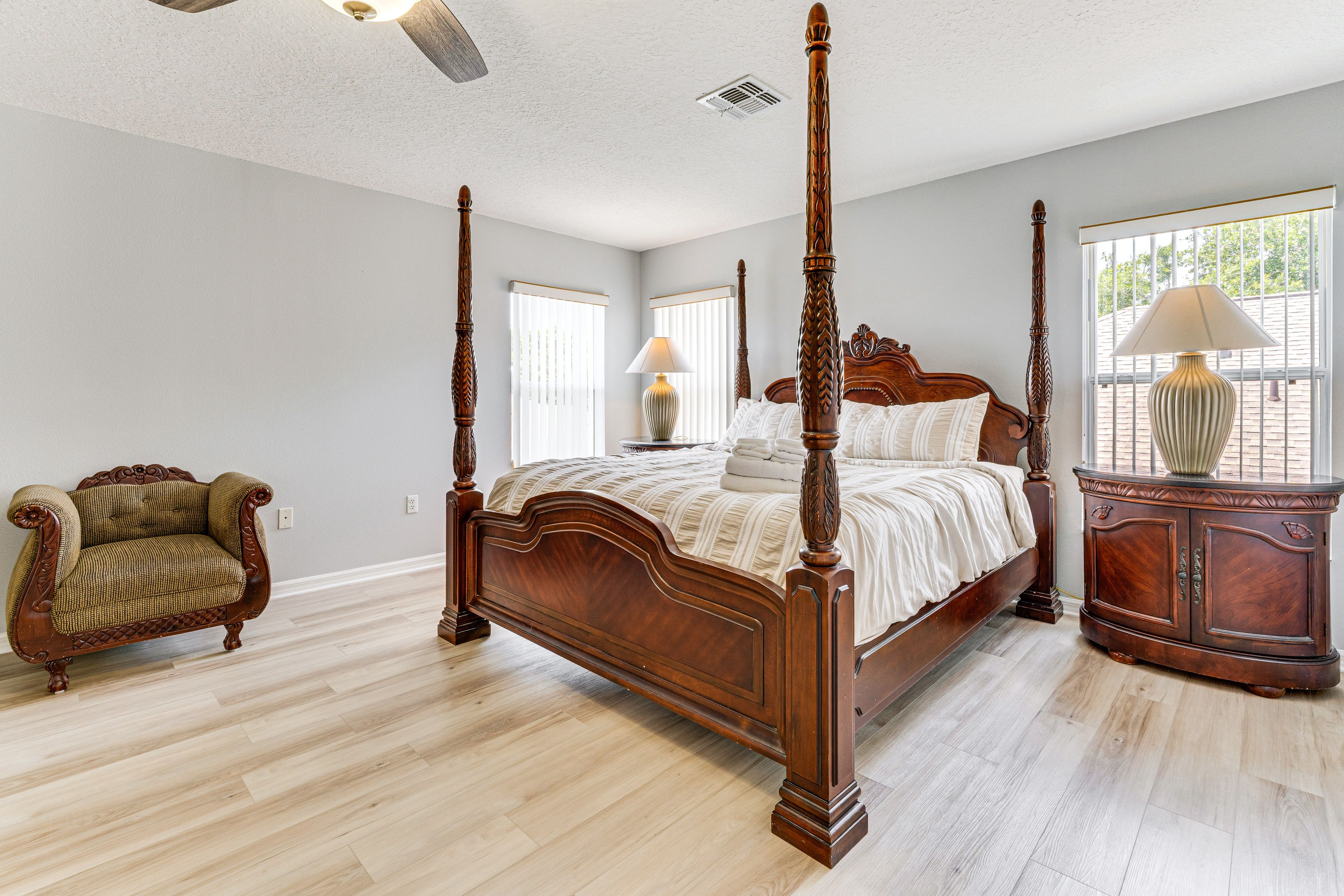Bedroom 2 | King Bed | 2nd Floor | En-Suite Bathroom