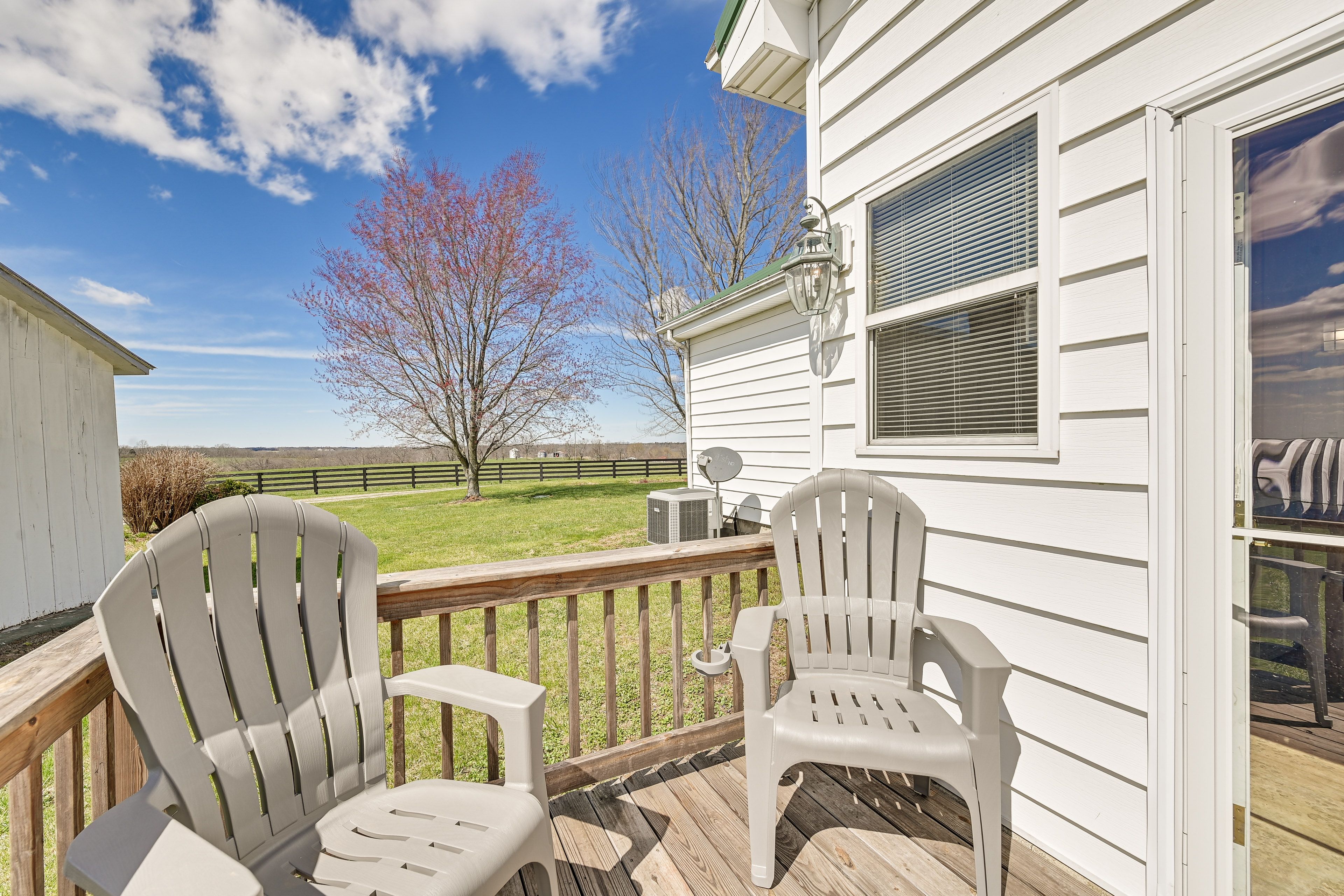 Back Deck | Lounge Seating