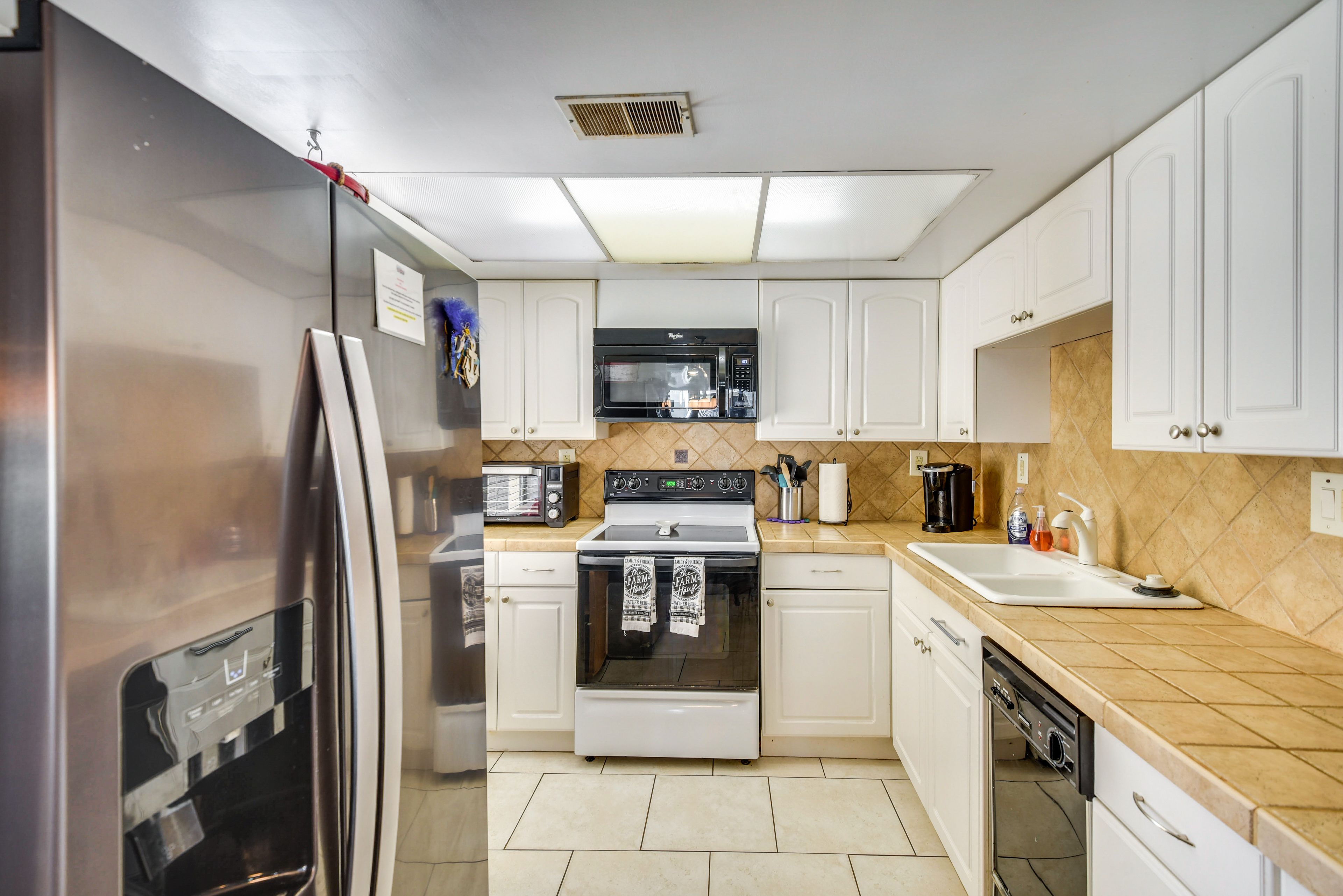 Kitchen | Trash Bags & Paper Towels