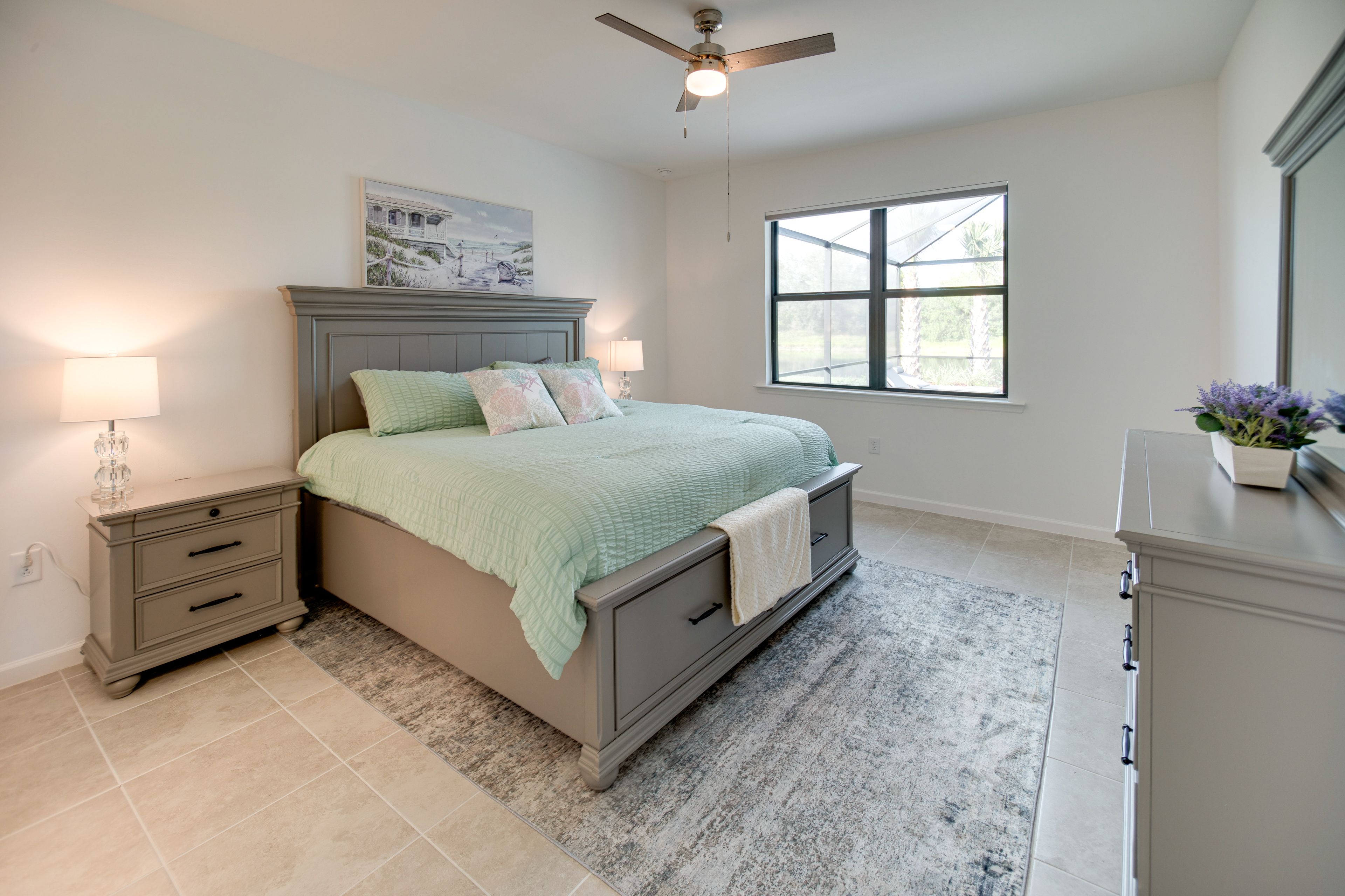 Bedroom 1 | King Bed | Linens Provided