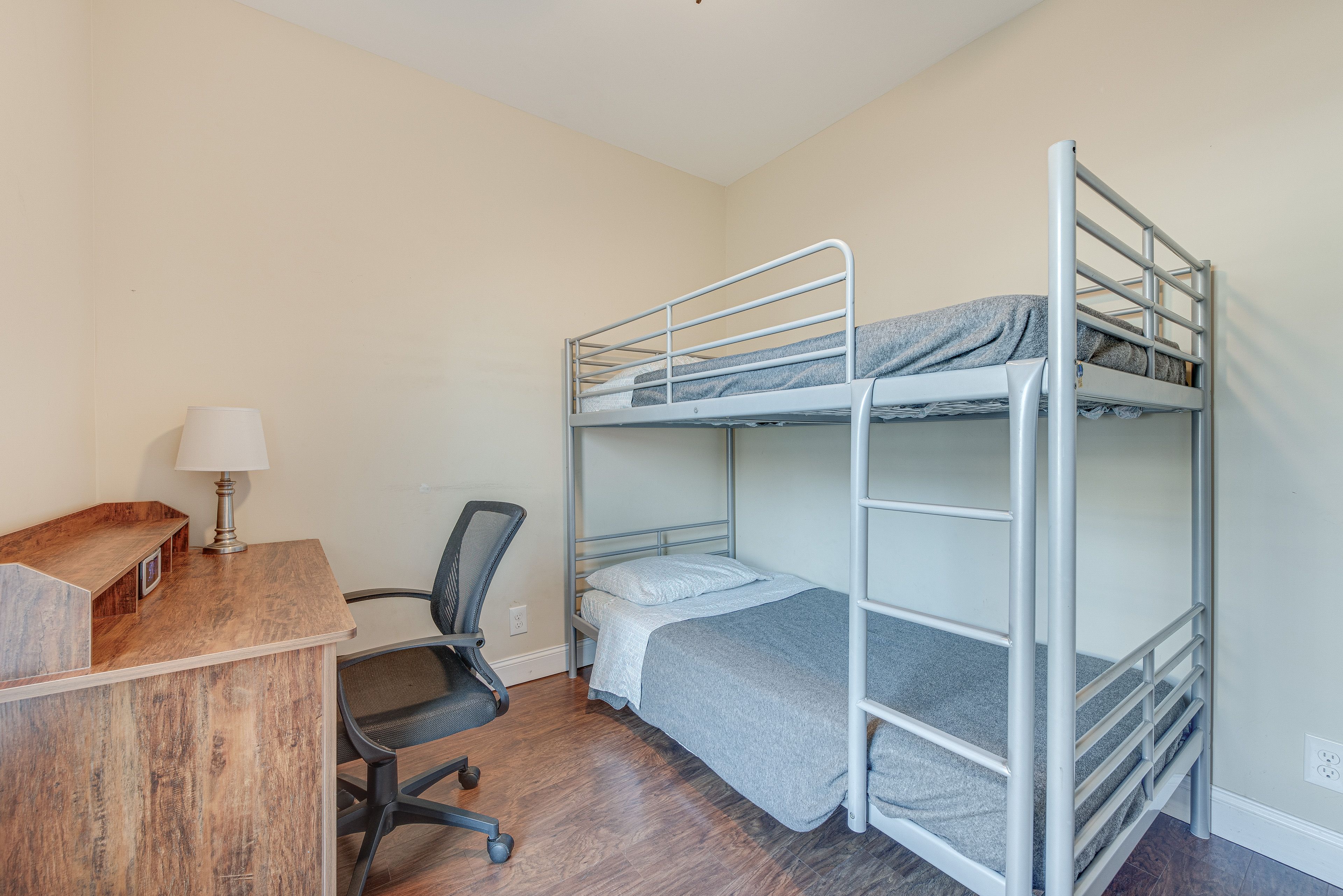 Bedroom 2 | Twin Bunk Bed | Desk