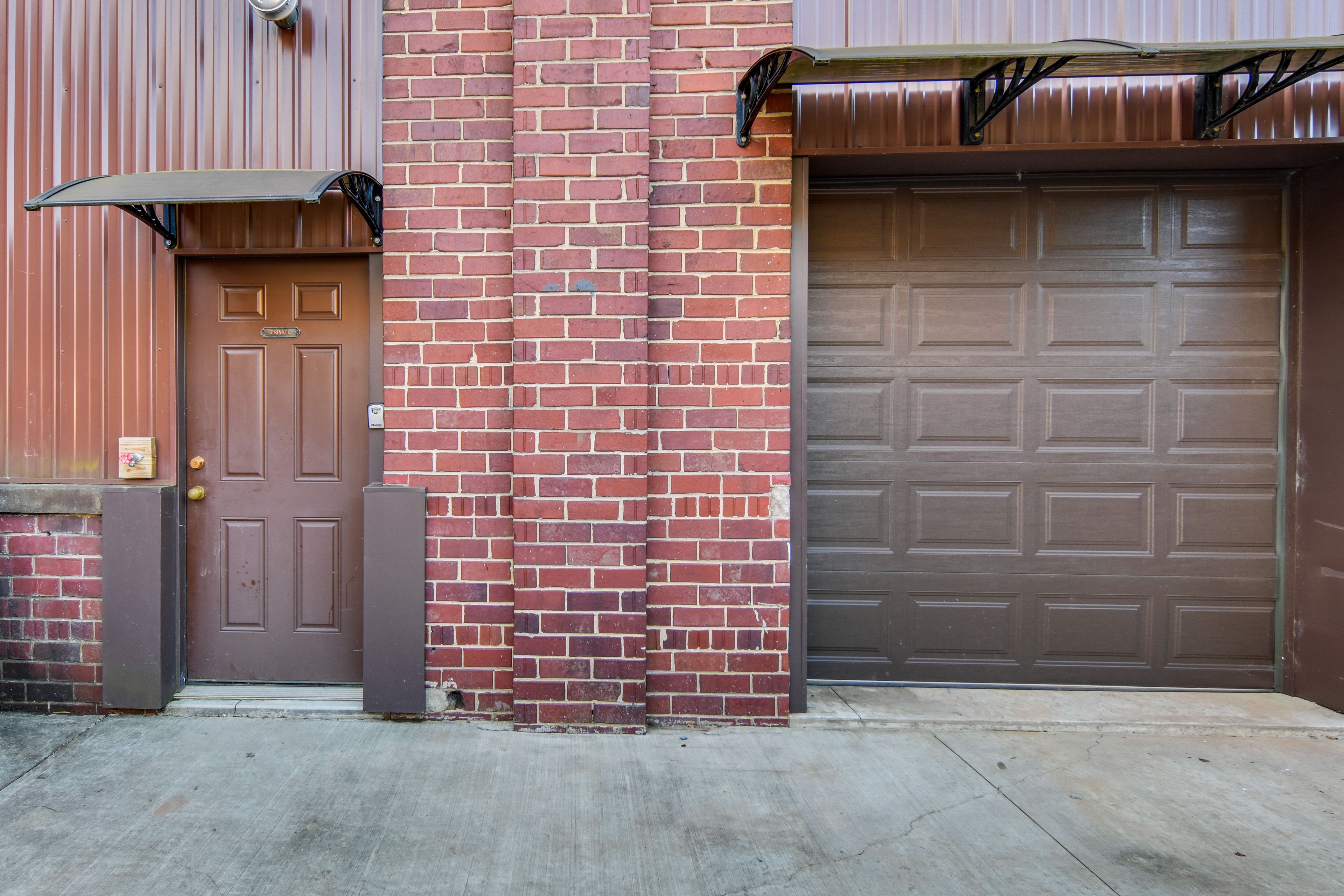 Parking | Driveway (1 Vehicle)