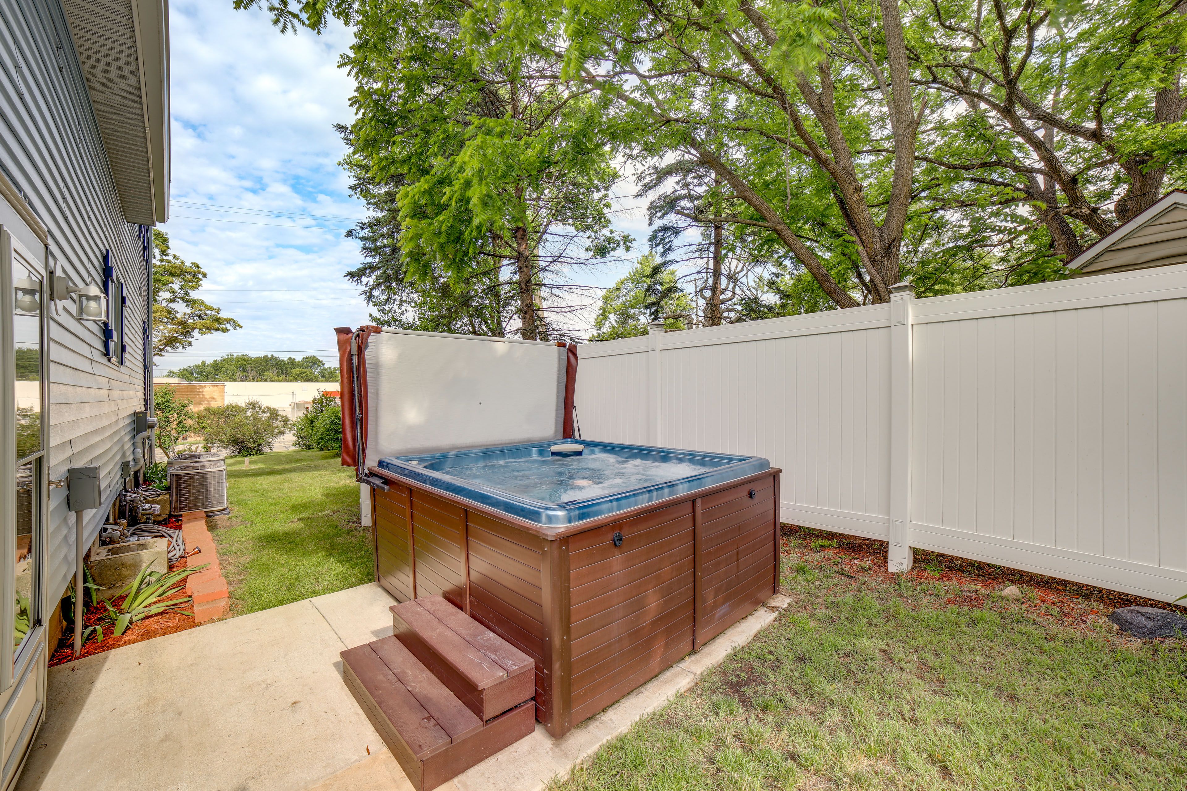 Hot Tub