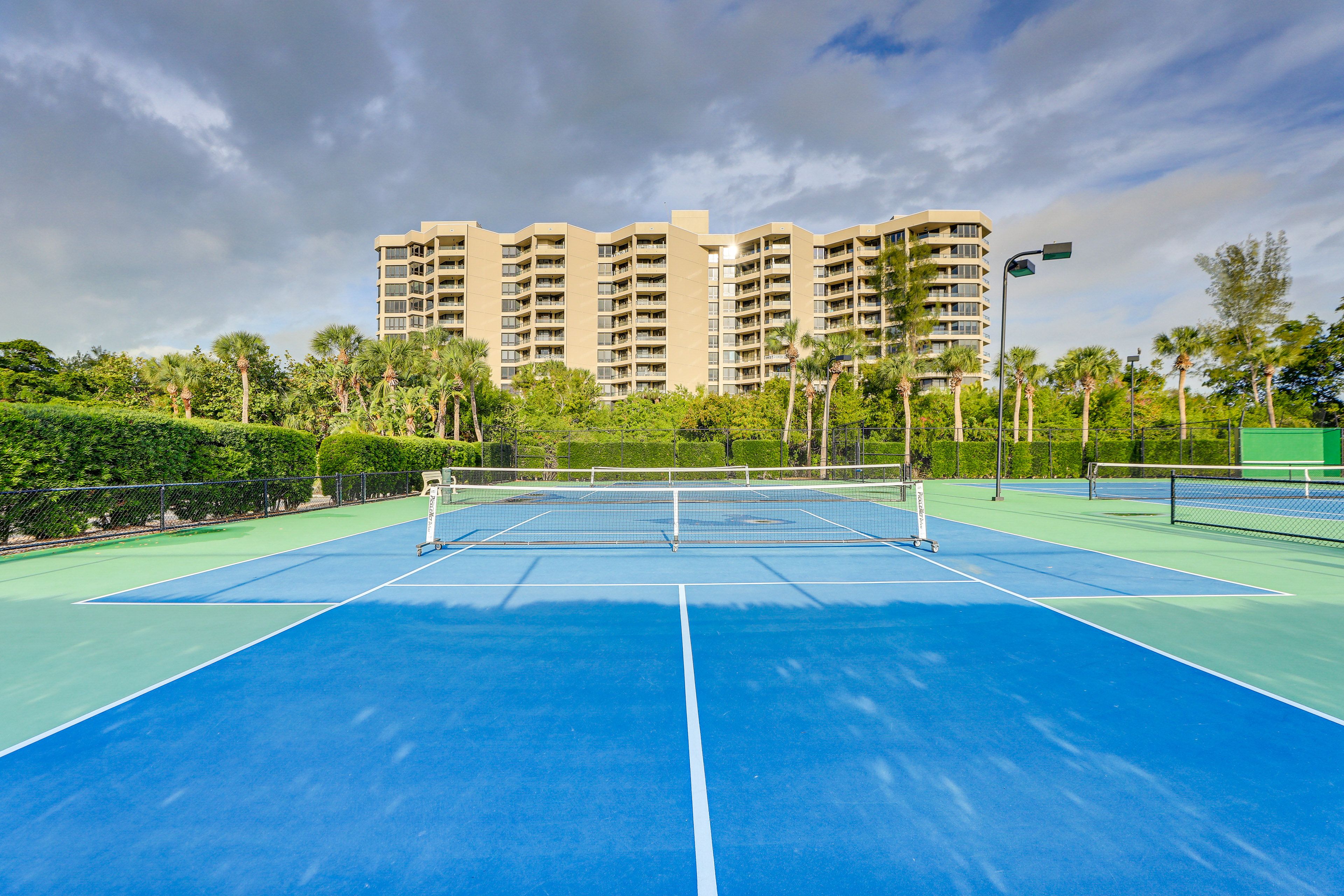 Community Tennis Courts