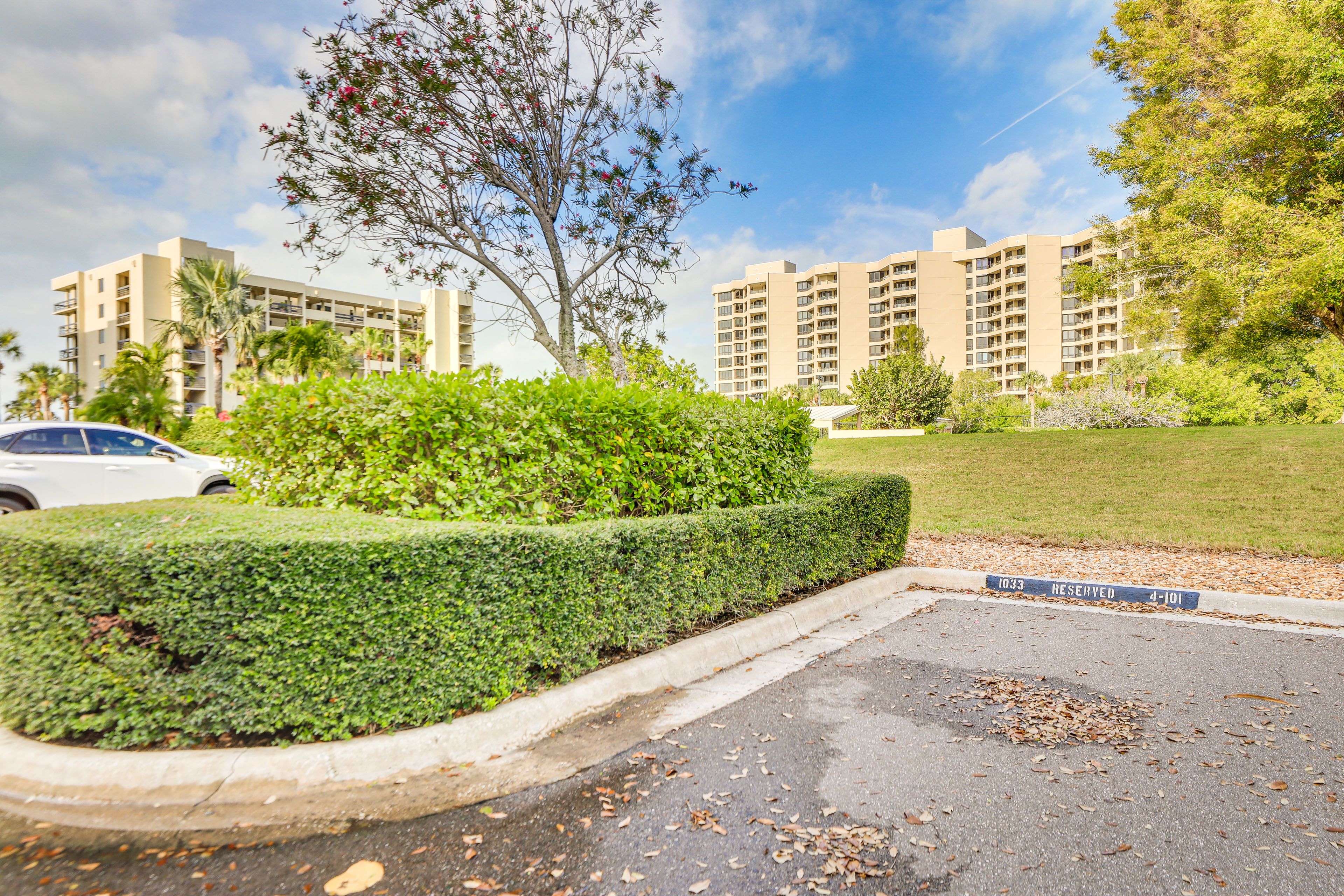 Parking | Assigned Space (1 Vehicle) | Addt'l Guest Parking