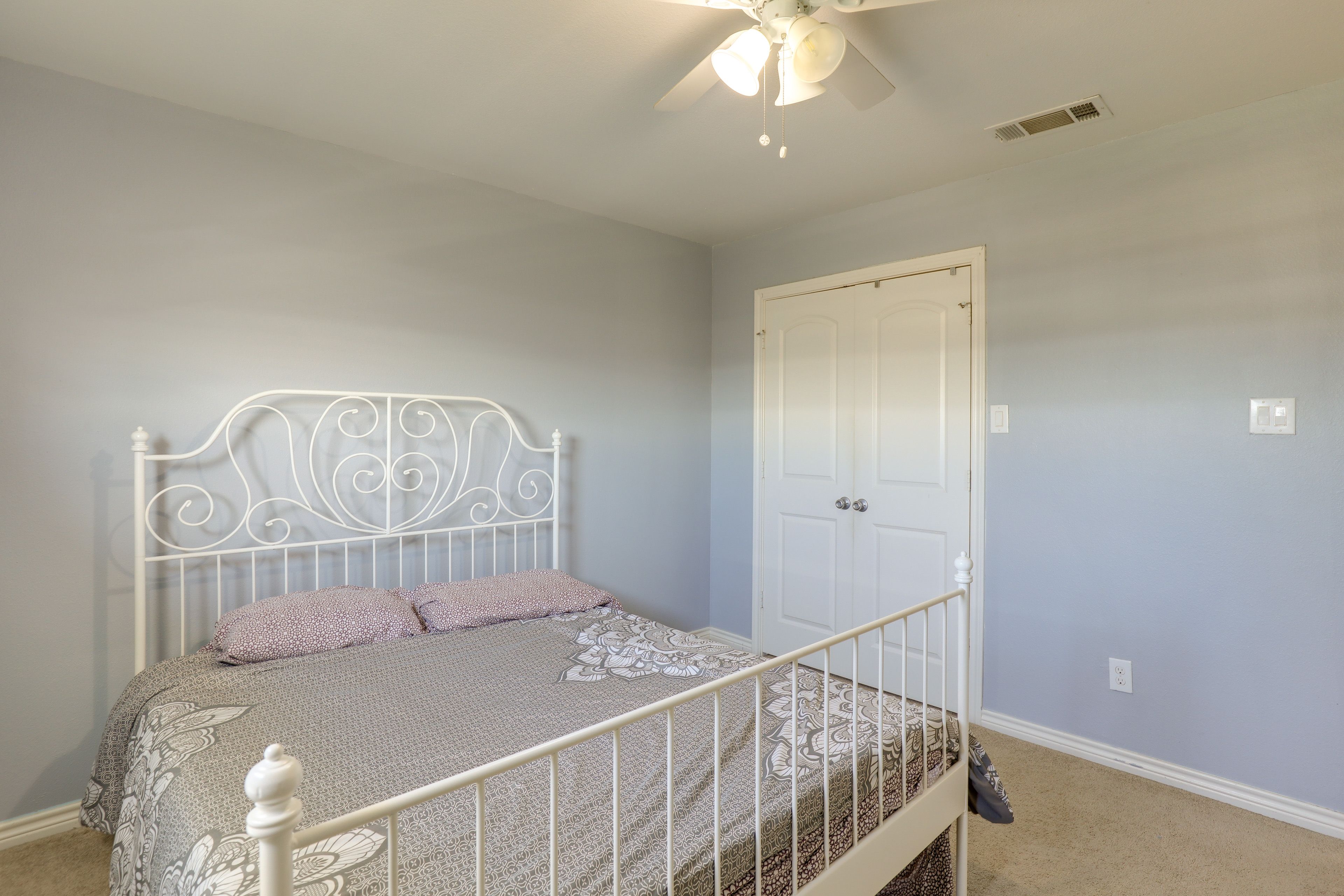 Bedroom 2 | King Bed | 2nd Floor