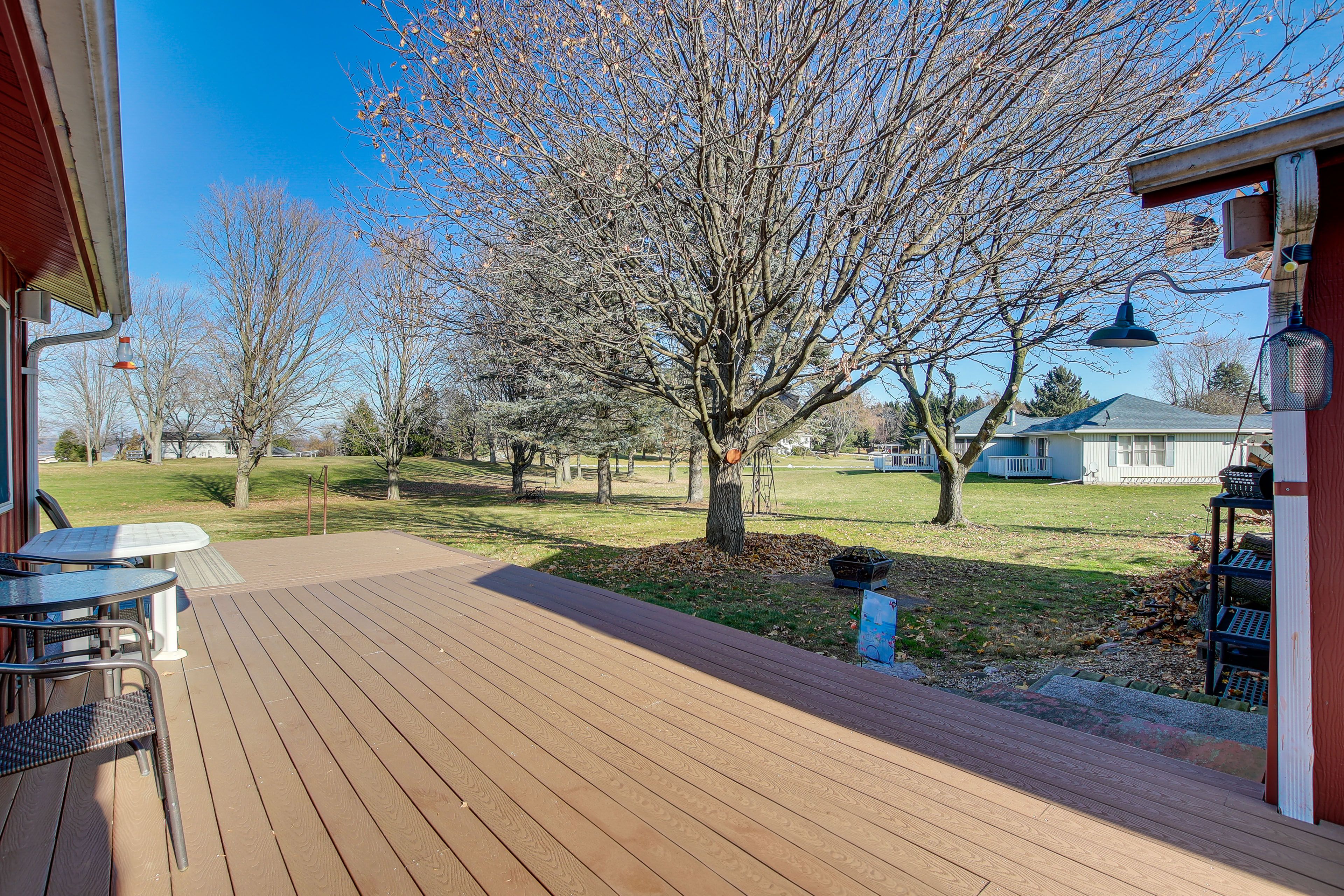 Wraparound Deck | Gas & Charcoal Grills | Dining Area