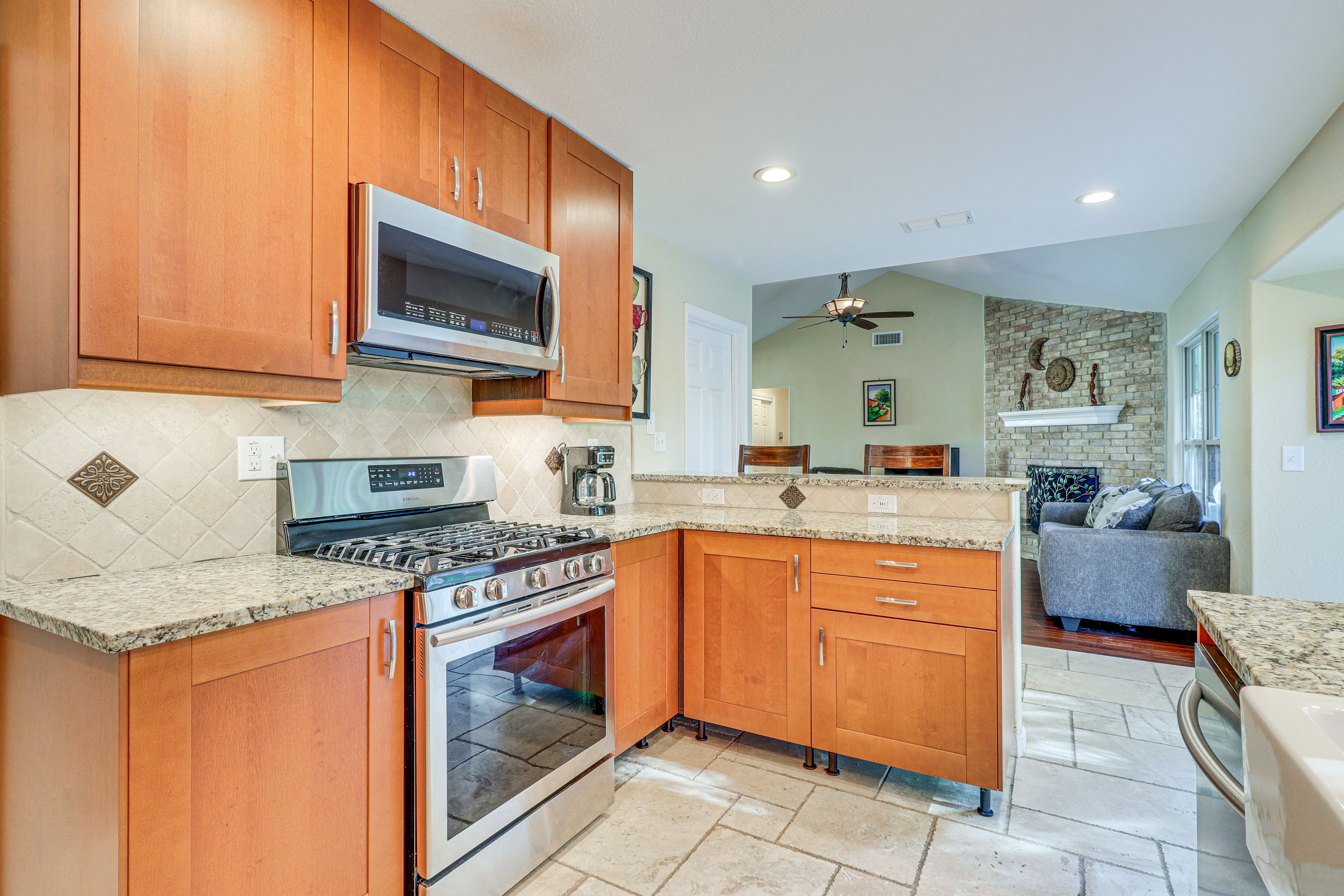 Kitchen | Cooking Basics | Drip Coffee Maker | Microwave | Blender | Toaster