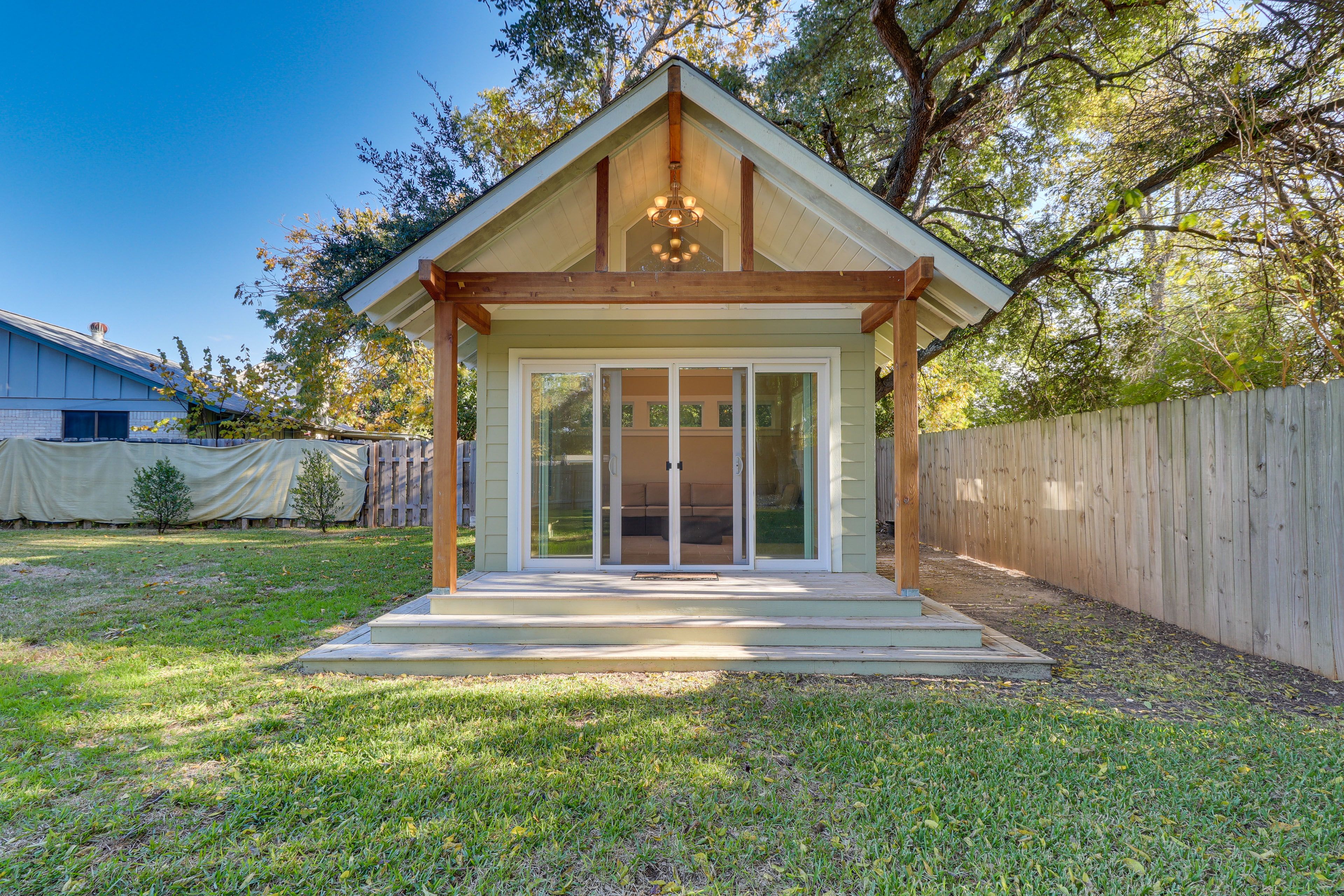 Detached Sunroom | Seating | Window A/C Unit