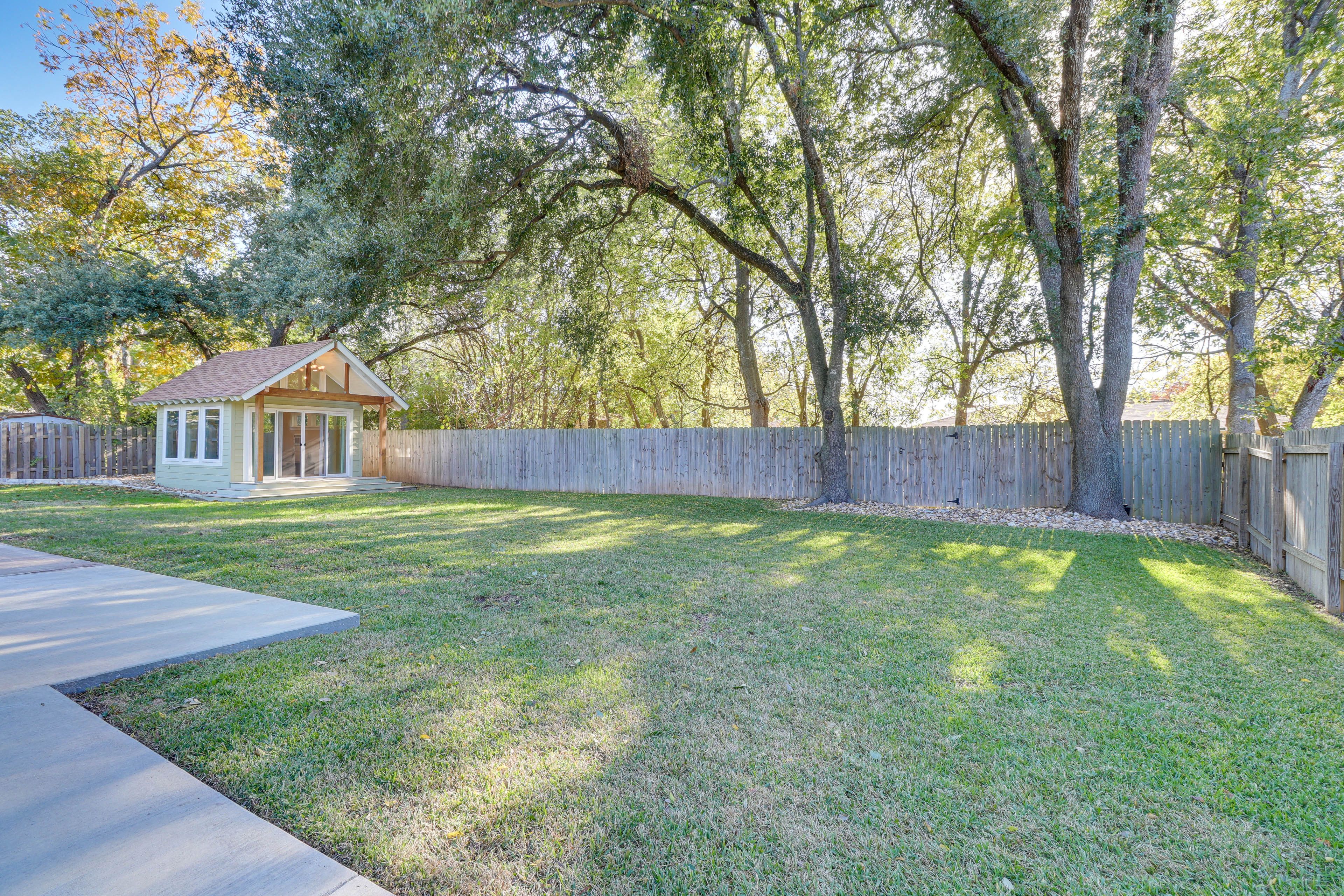 Fenced-In Yard