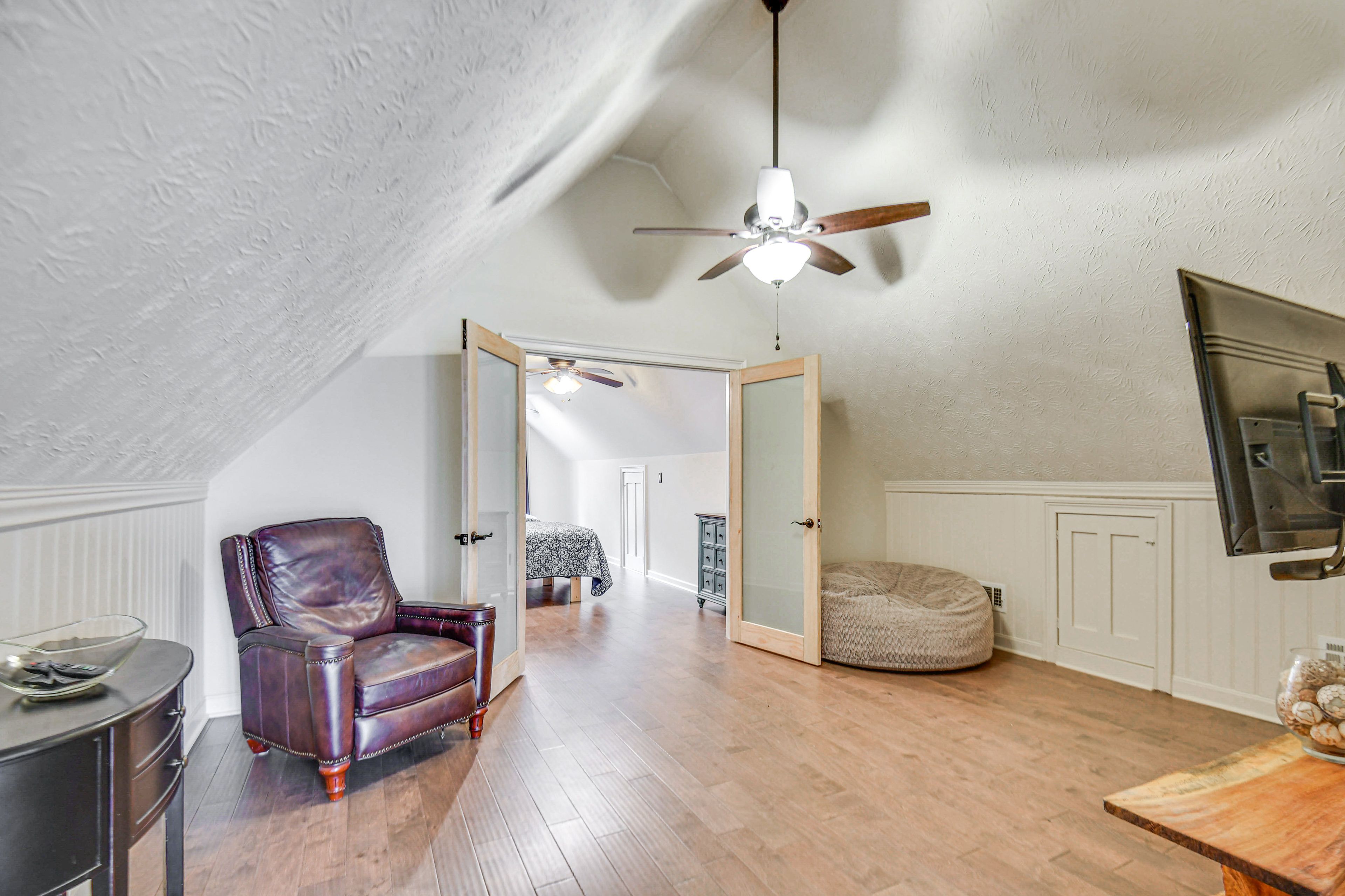 Loft | Smart TV | 3rd Floor