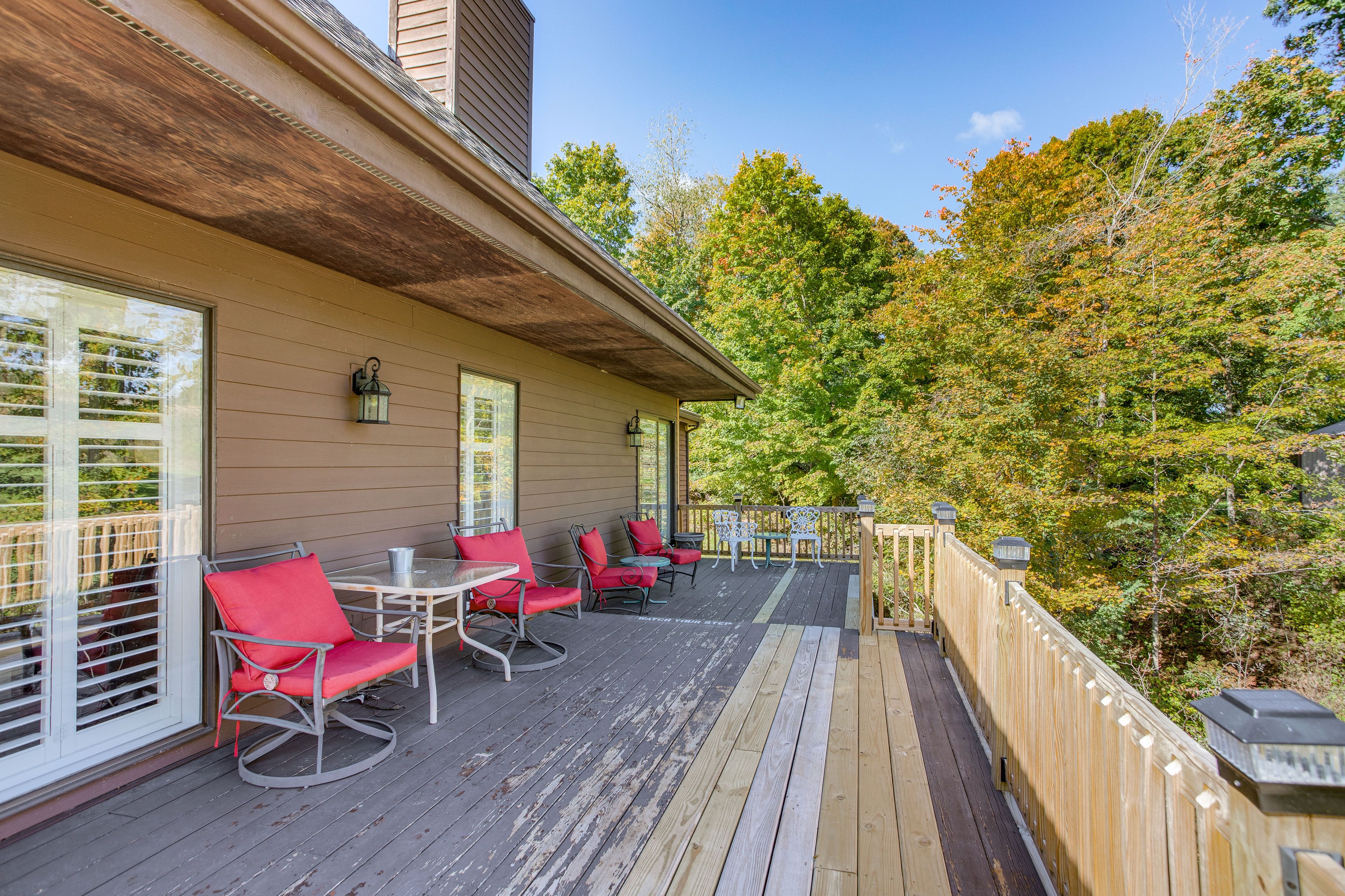 Deck | Views