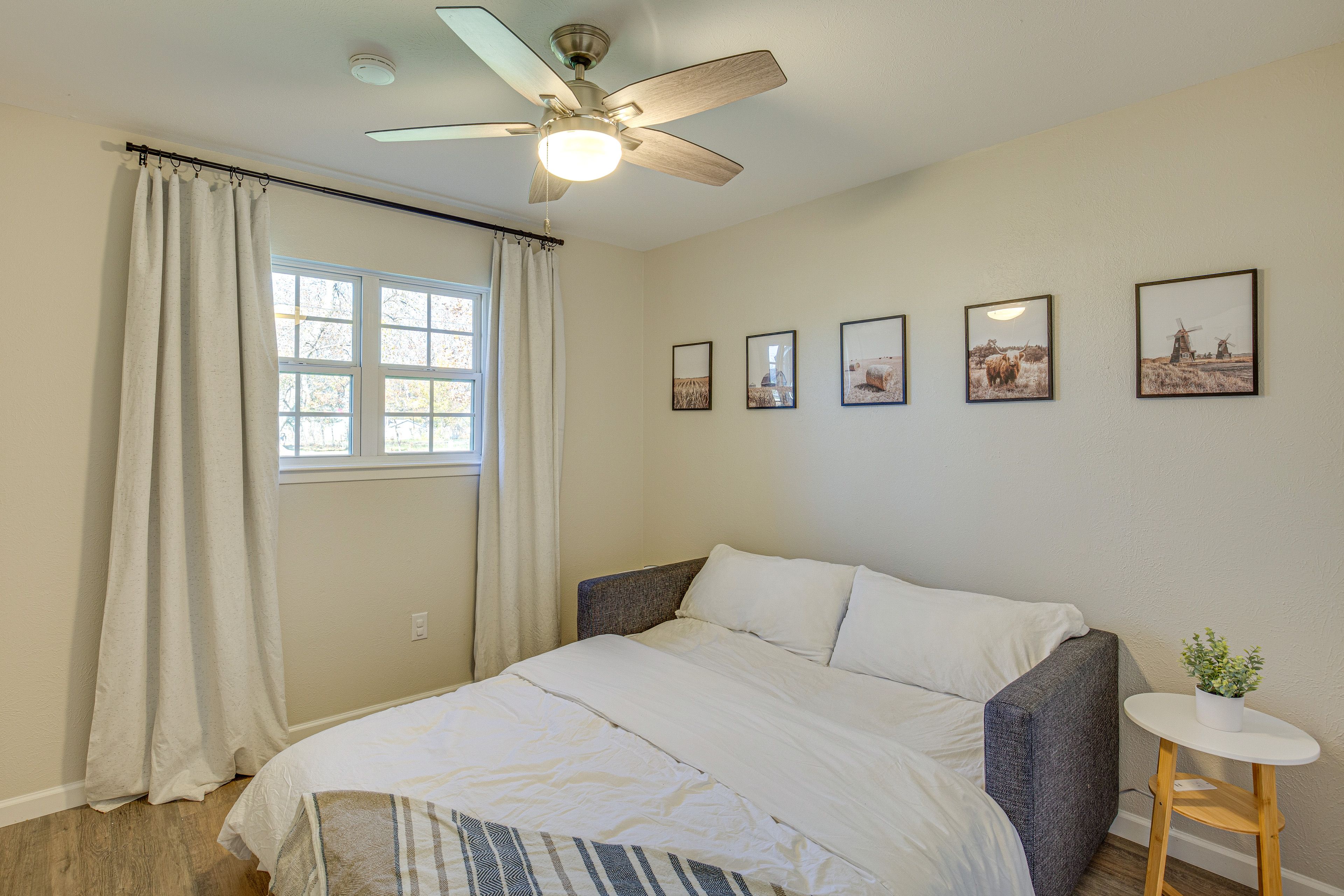 Bedroom 3 | Queen Sleeper Sofa