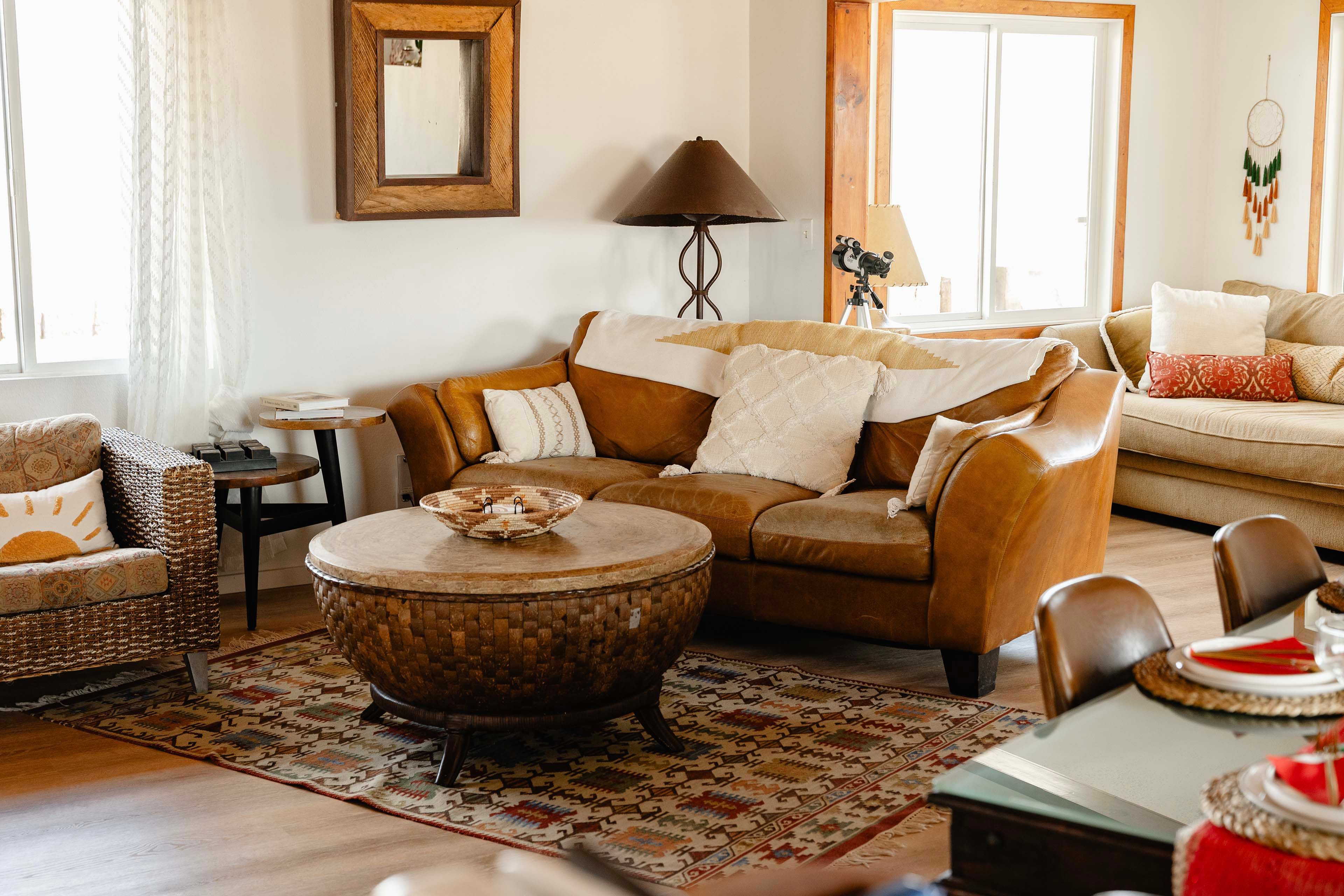 Living Area | Flat-Screen TV | Board Games | Telescope