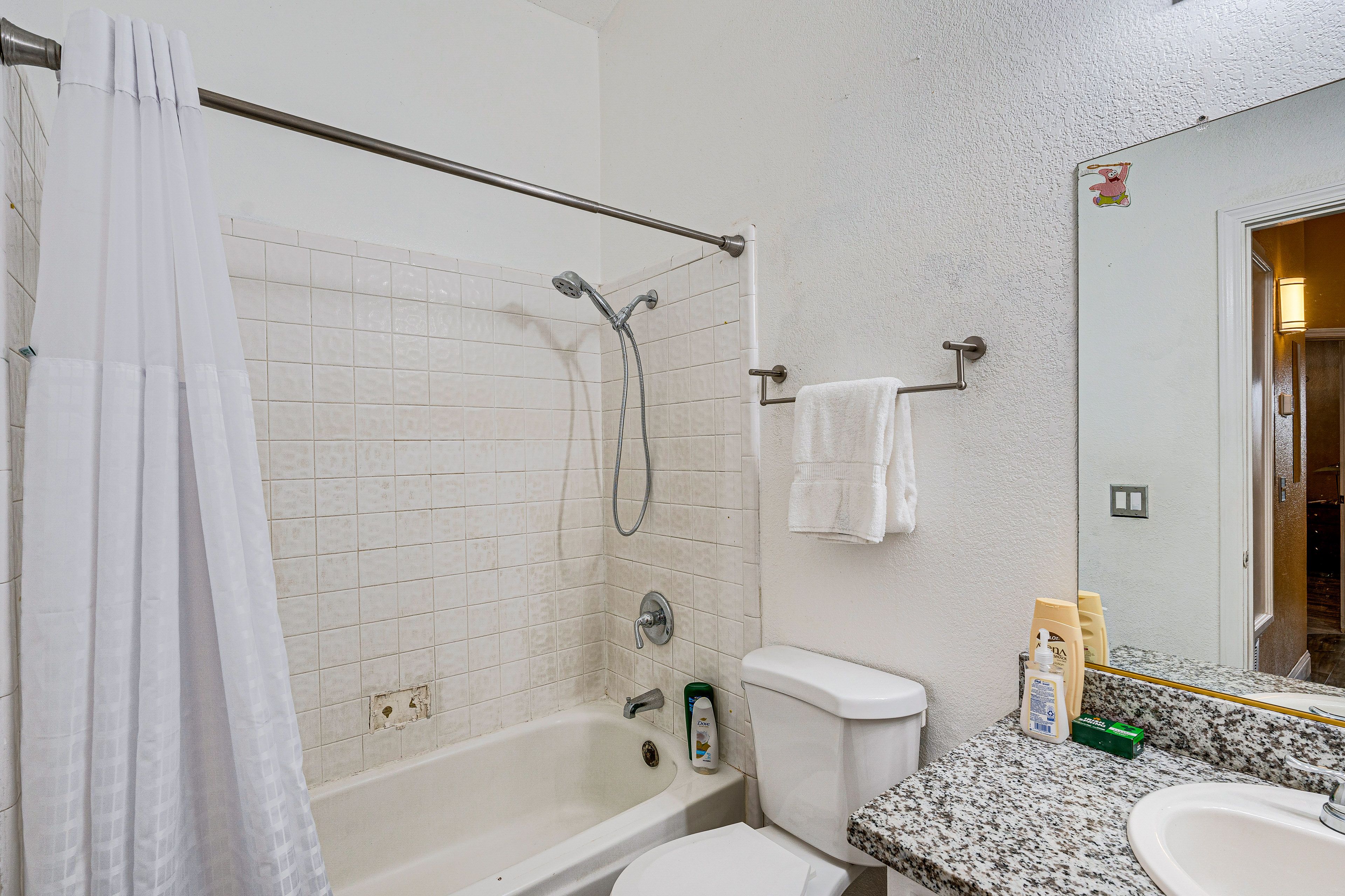 Full Bathroom