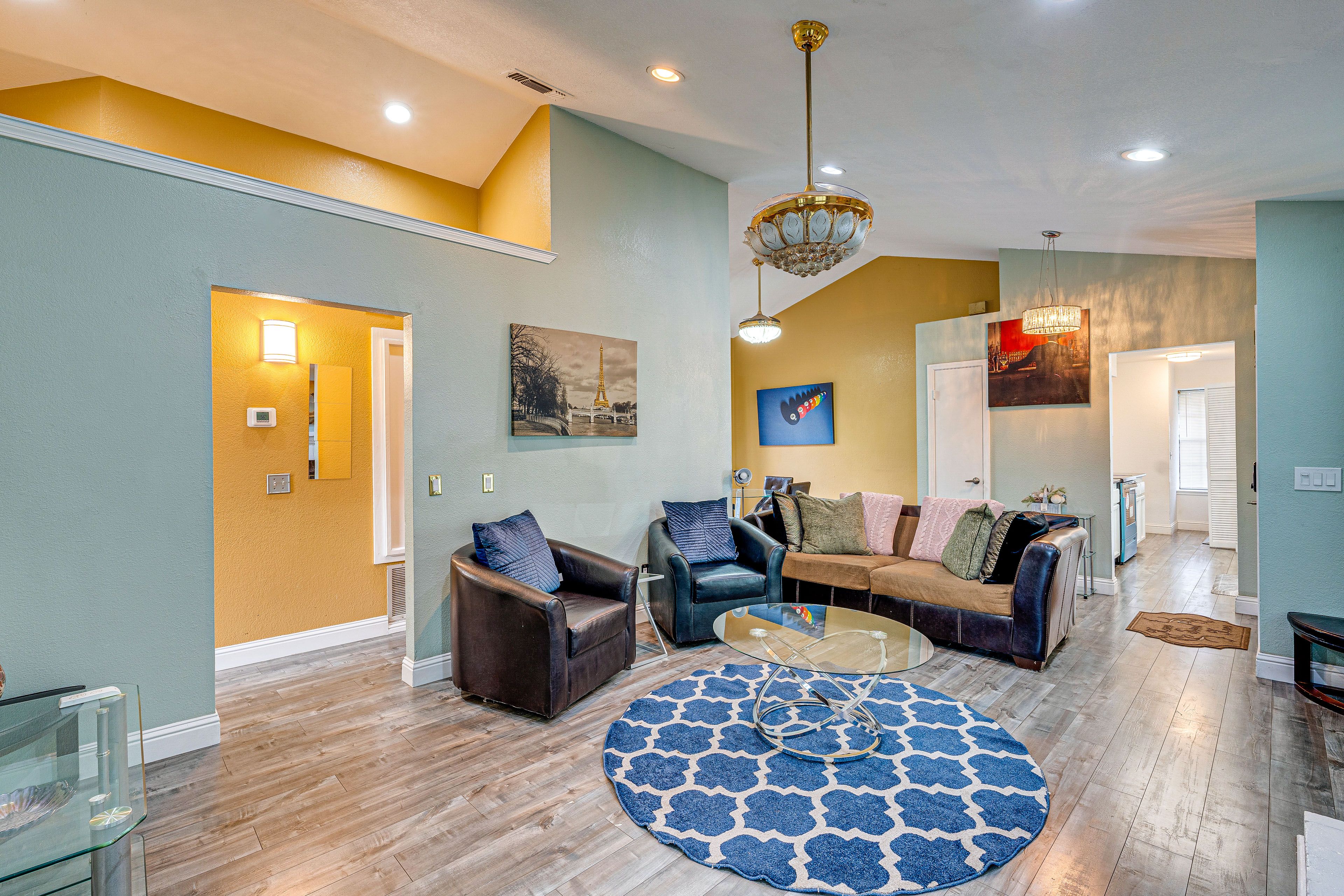 Living Room | Central Air Conditioning & Heating
