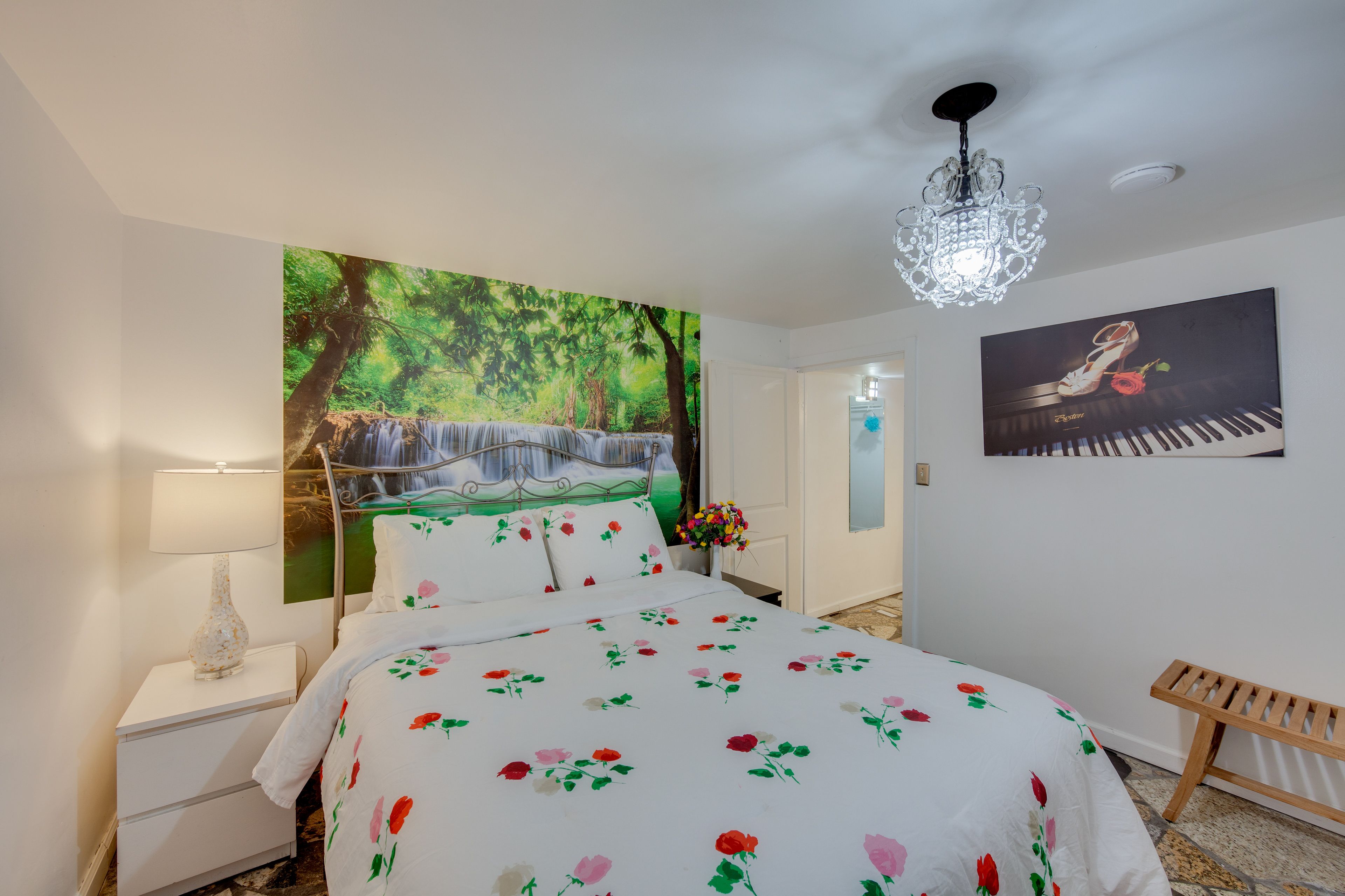 Bedroom 5 | Queen Bed | Basement