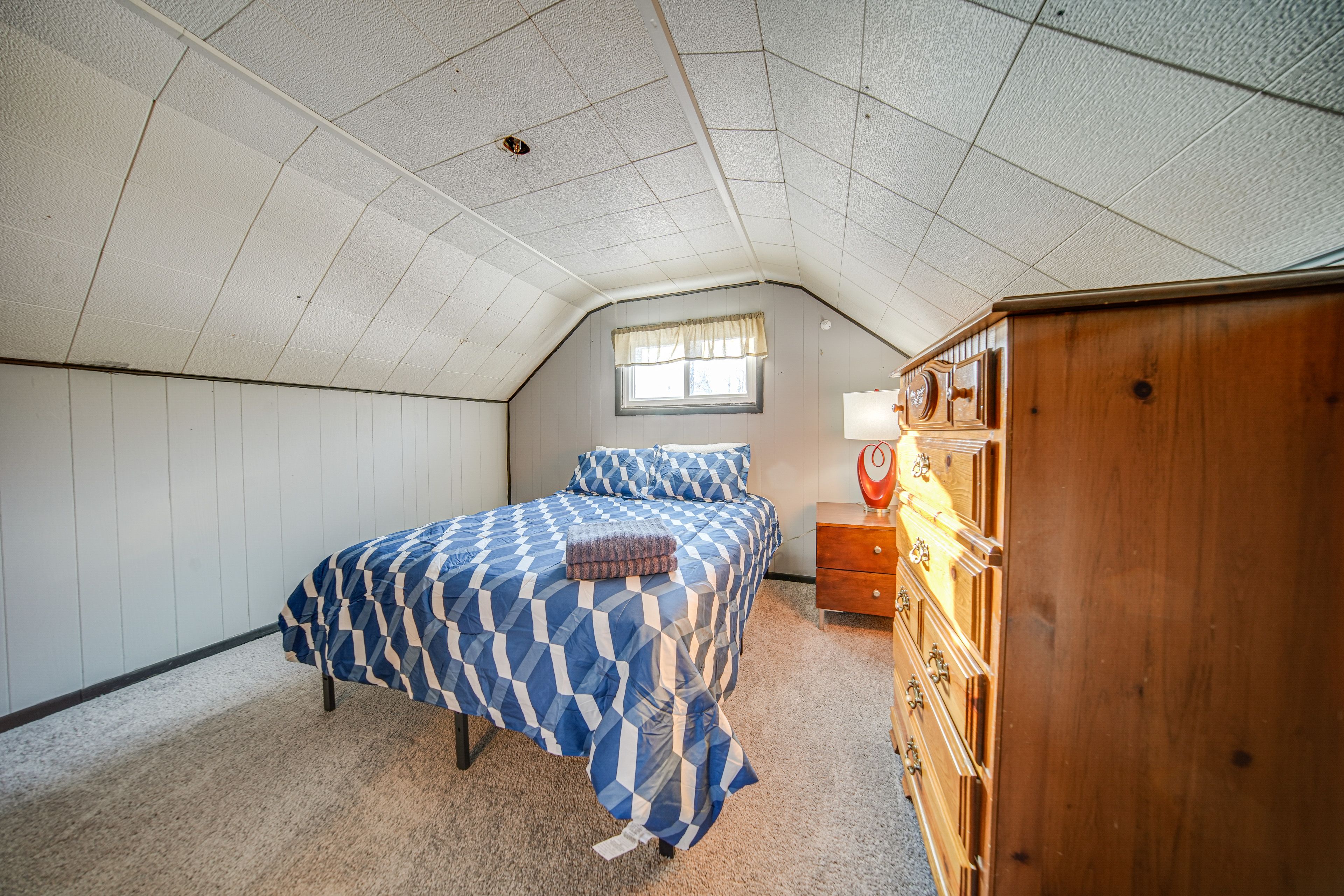 Bedroom 3 | Queen Bed | 2nd Floor