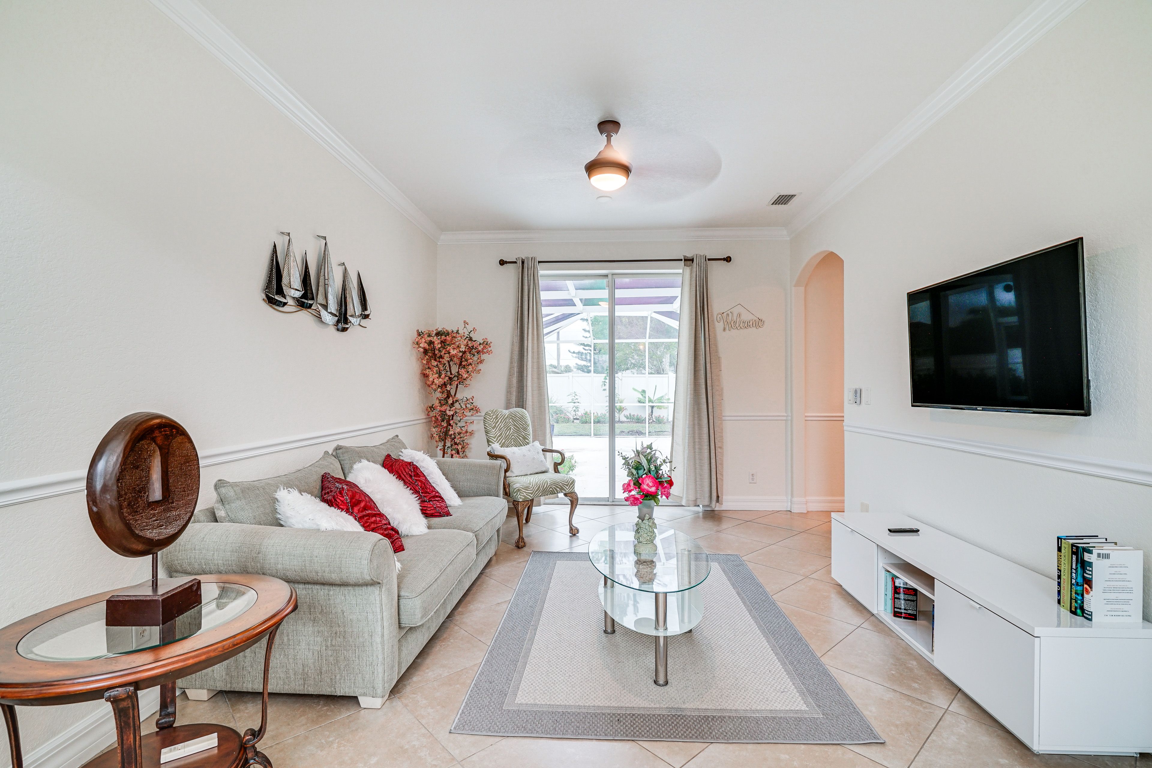 Family Room | 1st Floor | Queen Sleeper Sofa | Smart TV | Backyard Access