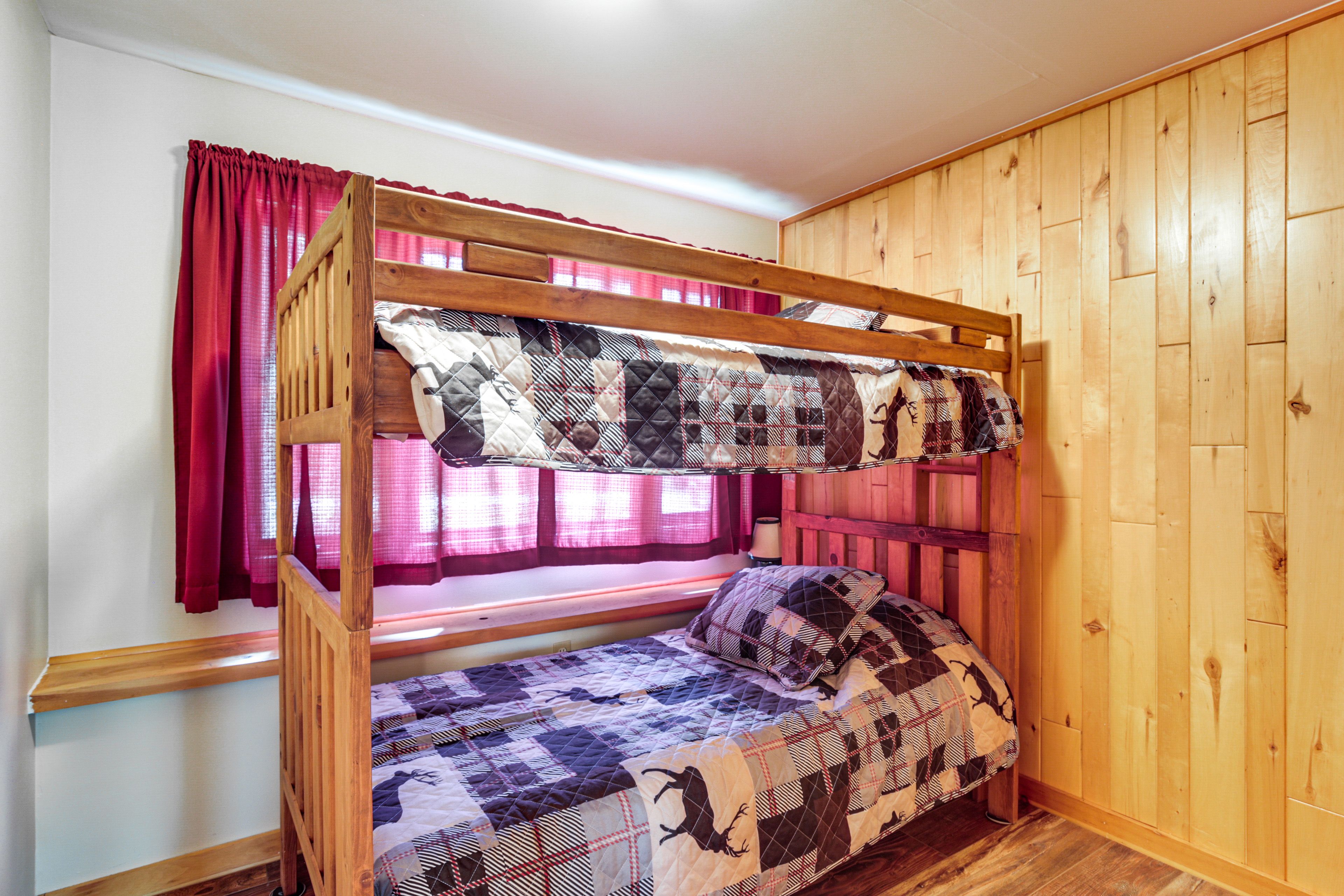 Bedroom 3 | Twin Bunk Bed
