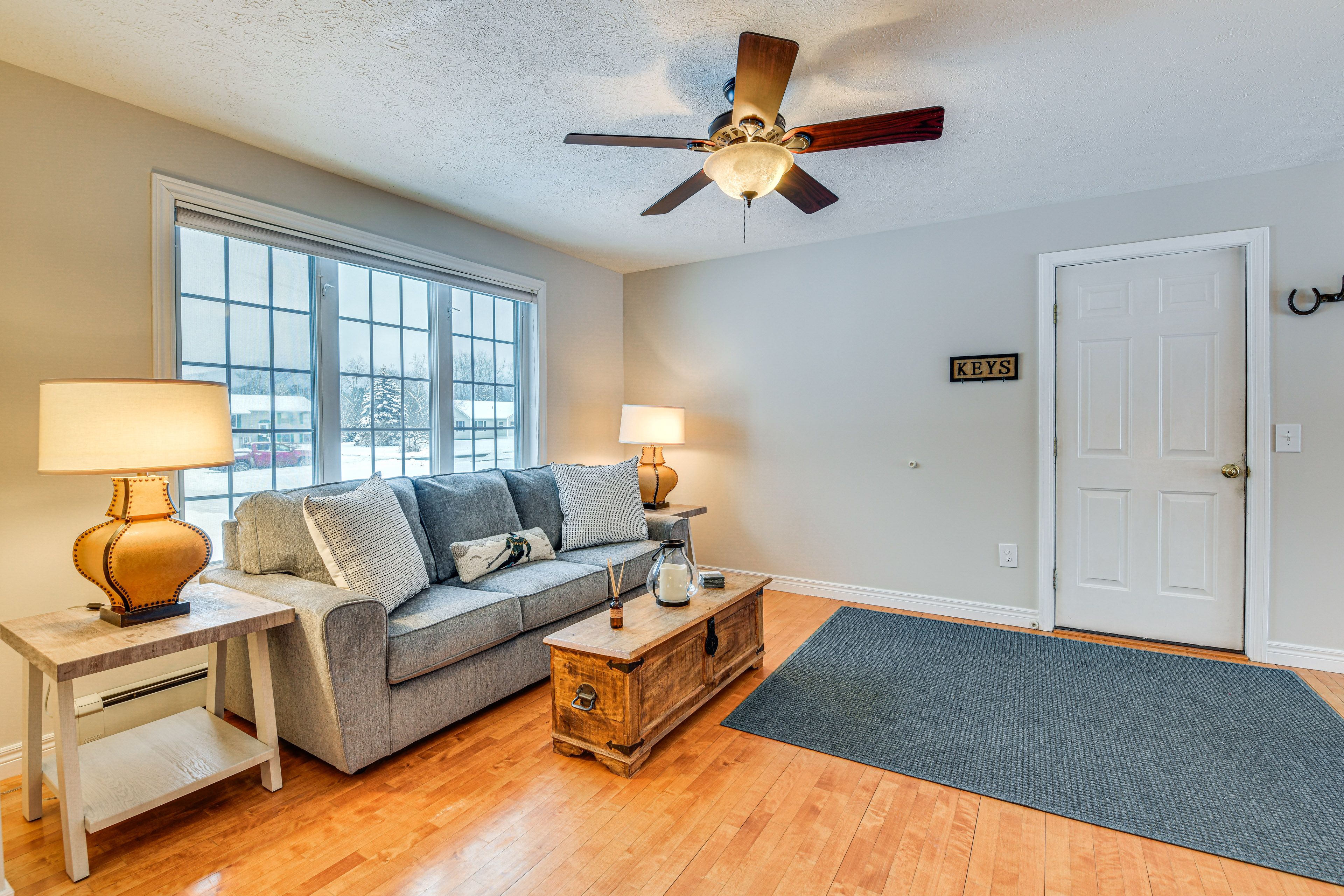 Lower Living Room | 1st Floor