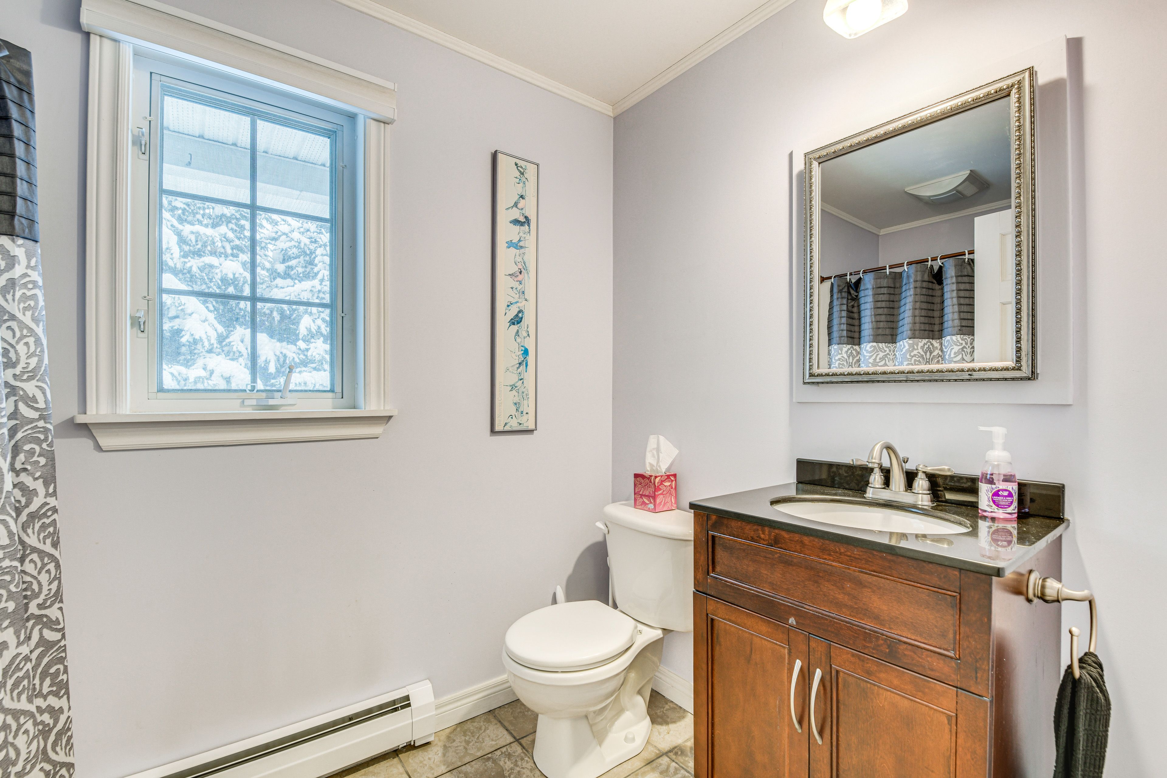 Bathroom | Complimentary Toiletries | Towels Provided | 1st Floor