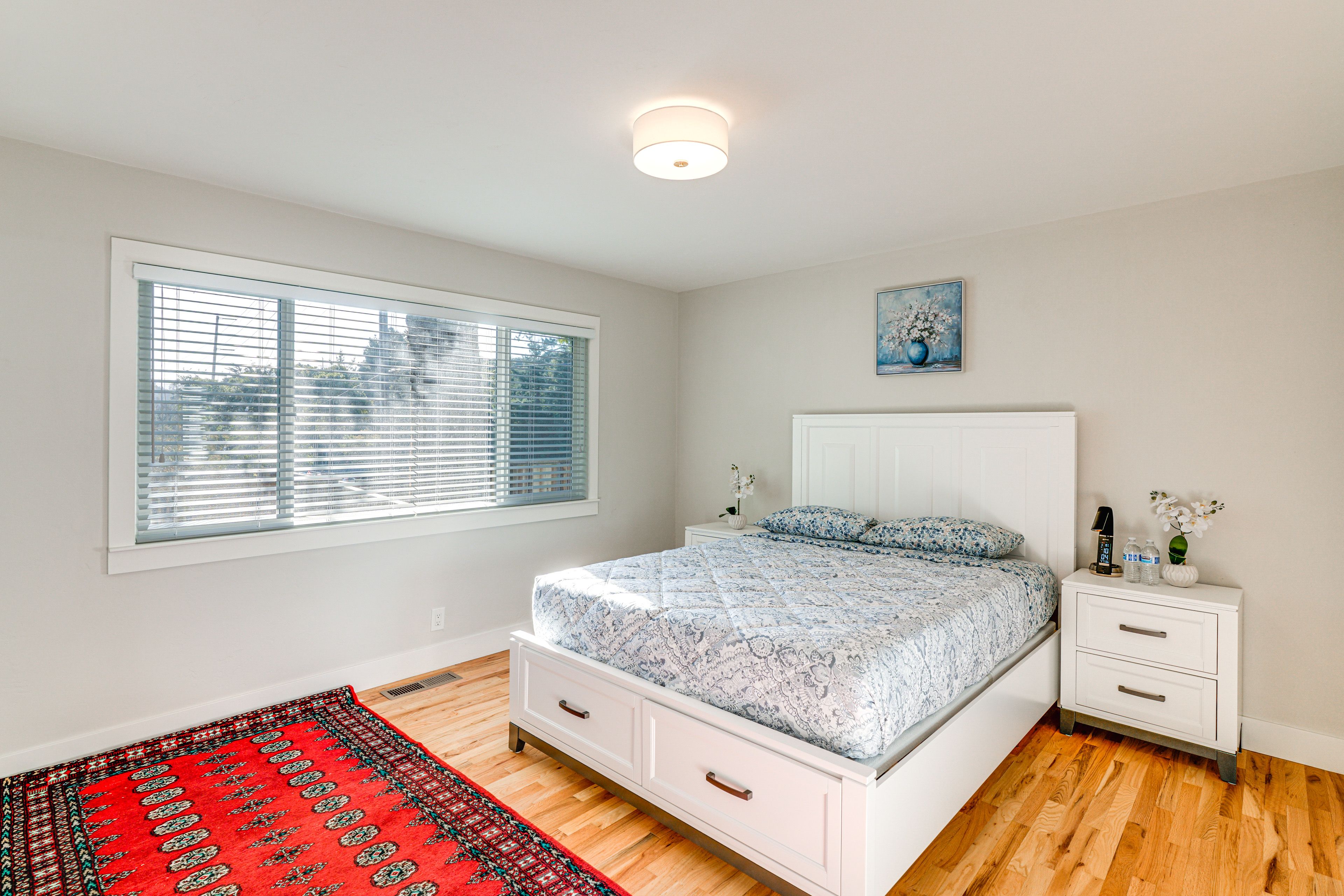 Bedroom 1 | Queen Bed | Linens Provided
