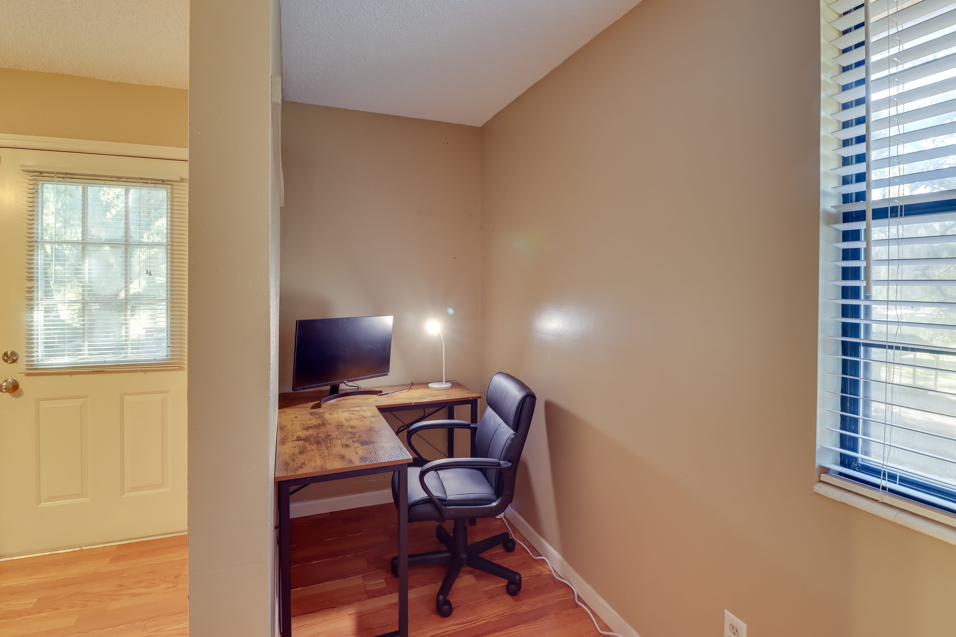 Office Desk