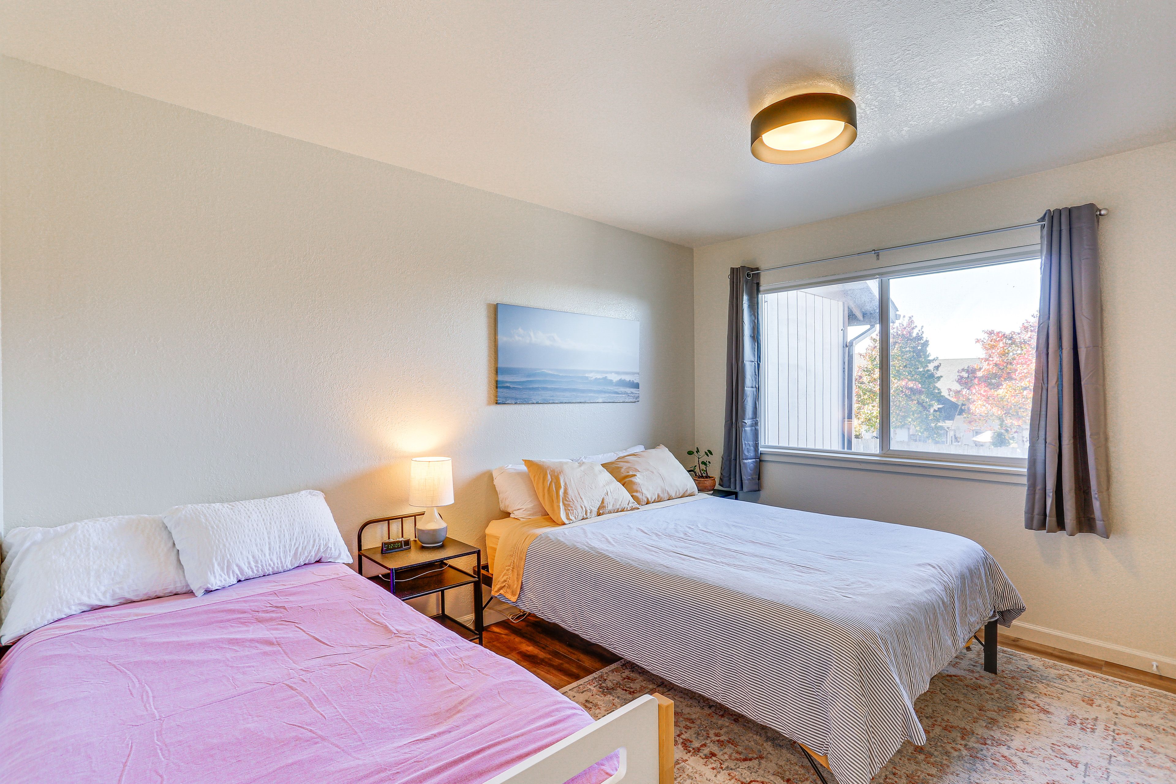 Bedroom 2 | Queen Bed | Twin Bed | 2nd Floor