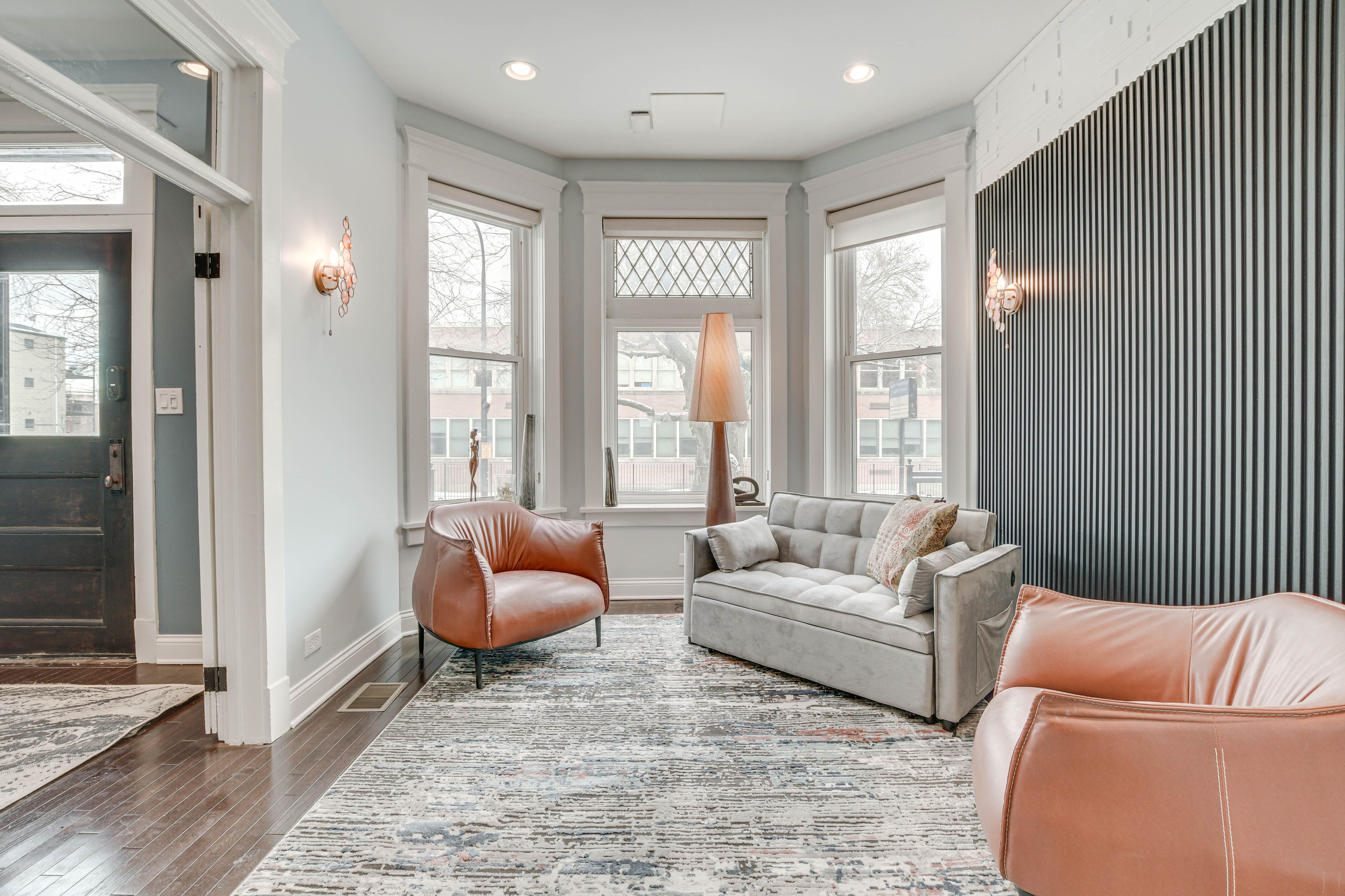 Front Living Room | Full Sleeper Sofa