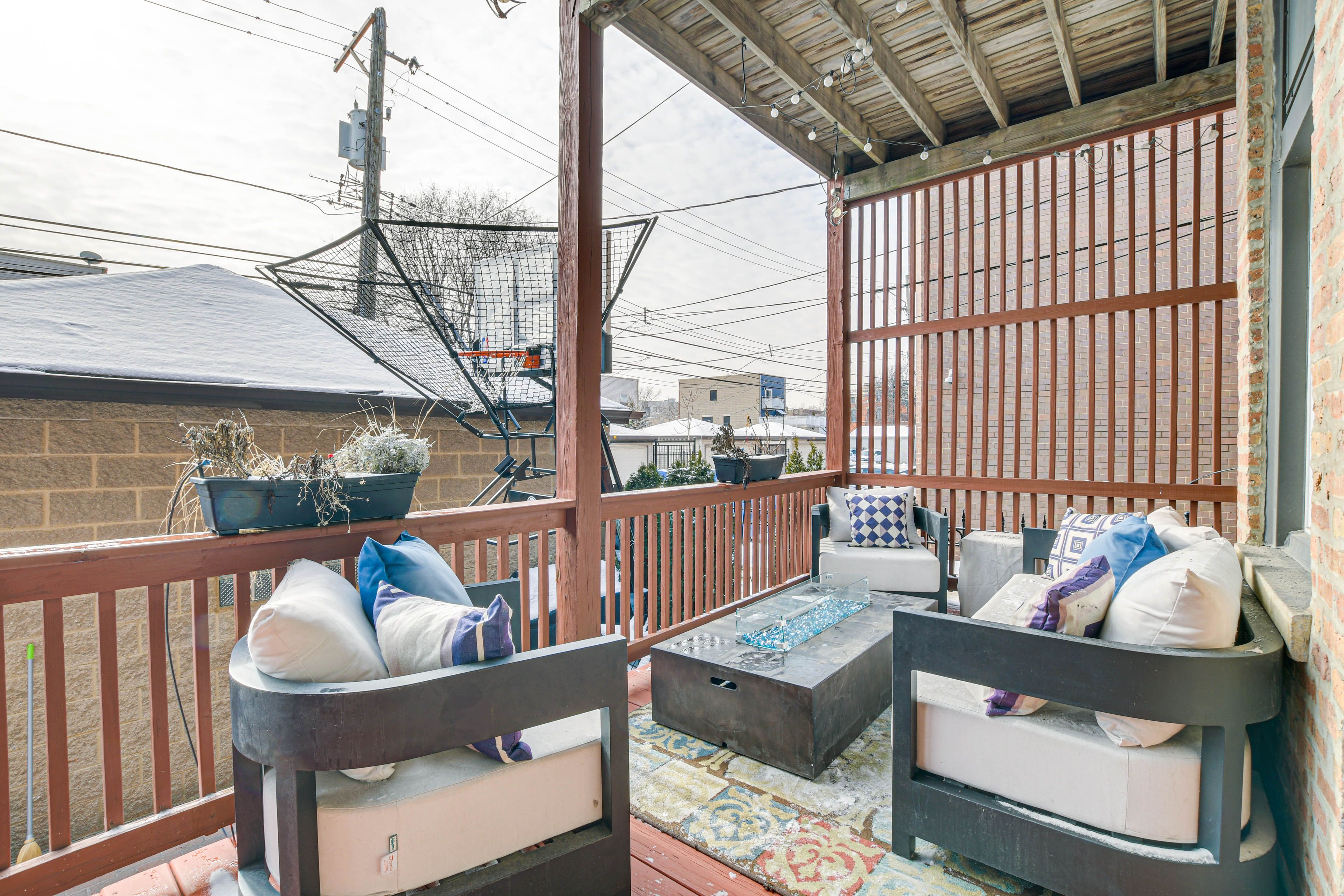 Private Deck | Fire Table