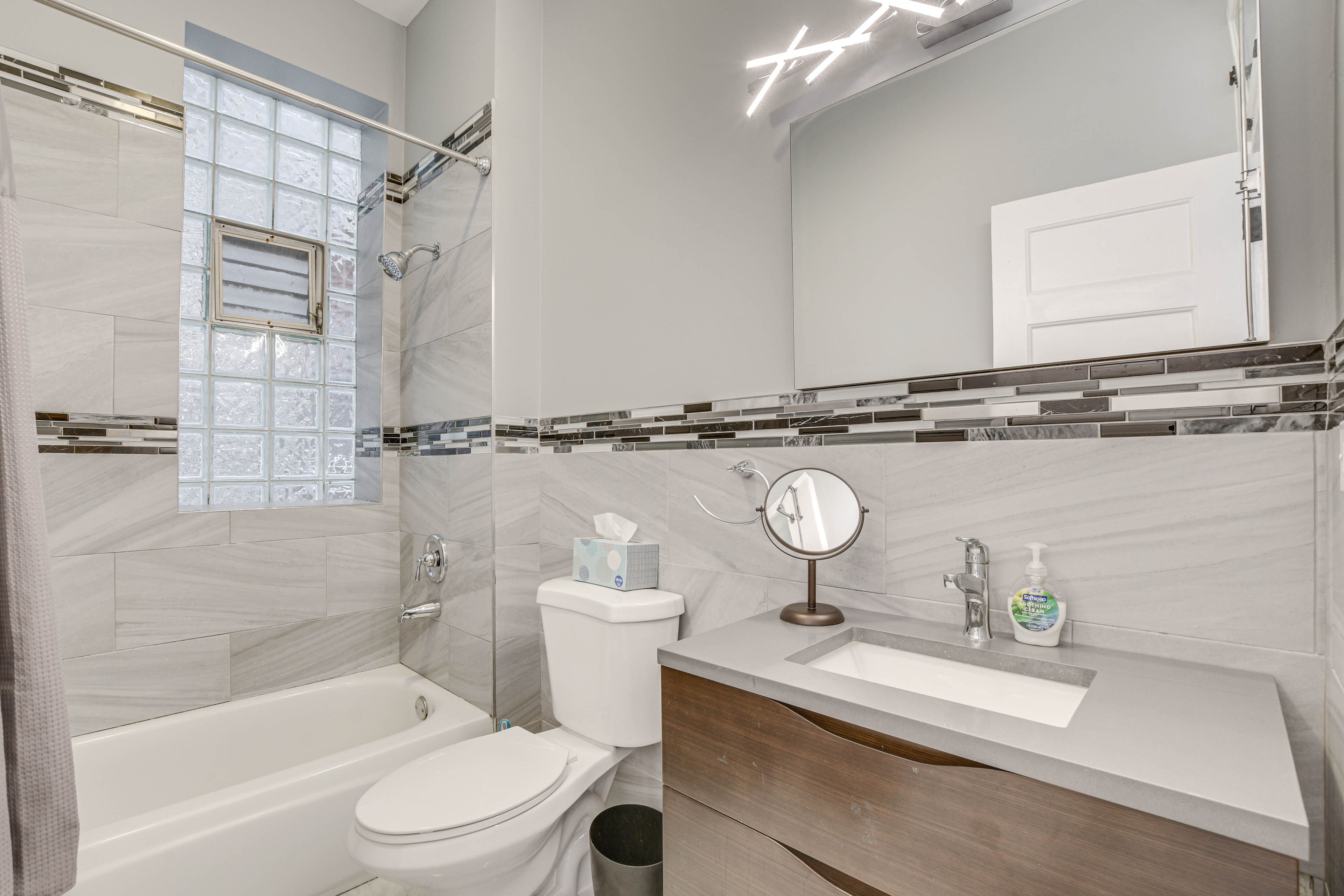 Bathroom | Towels Provided